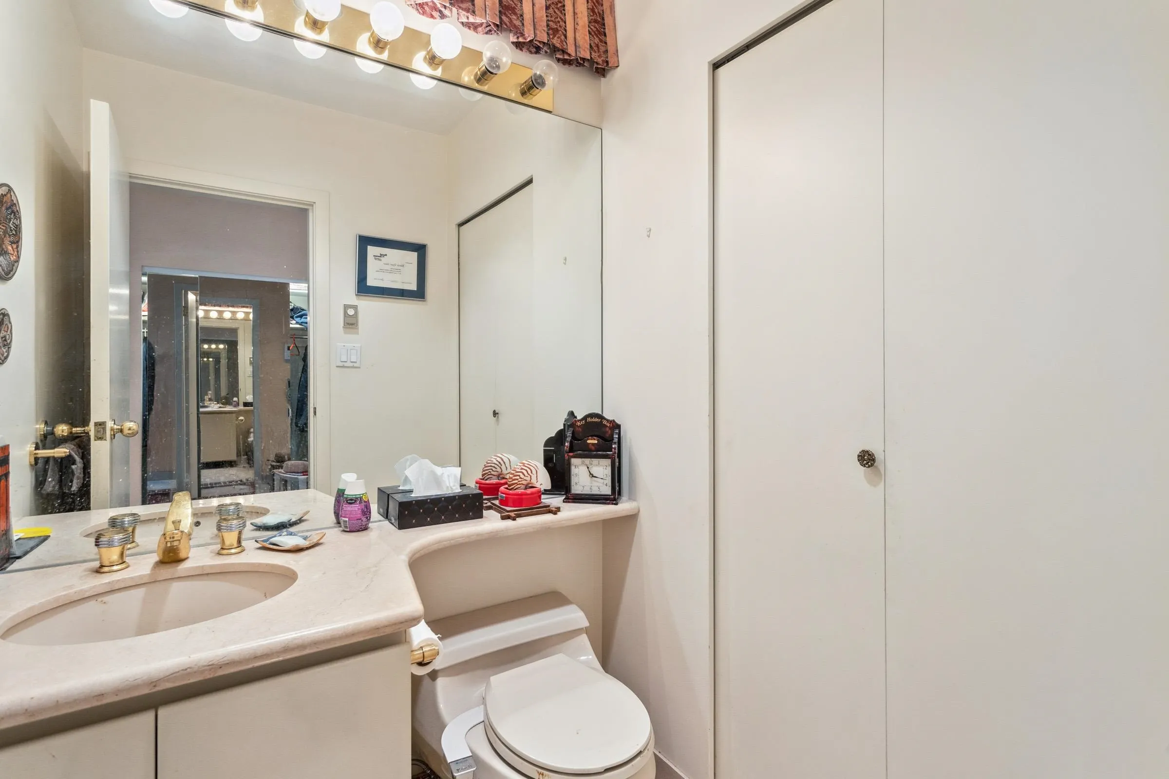 13C 1500 Alberni Street