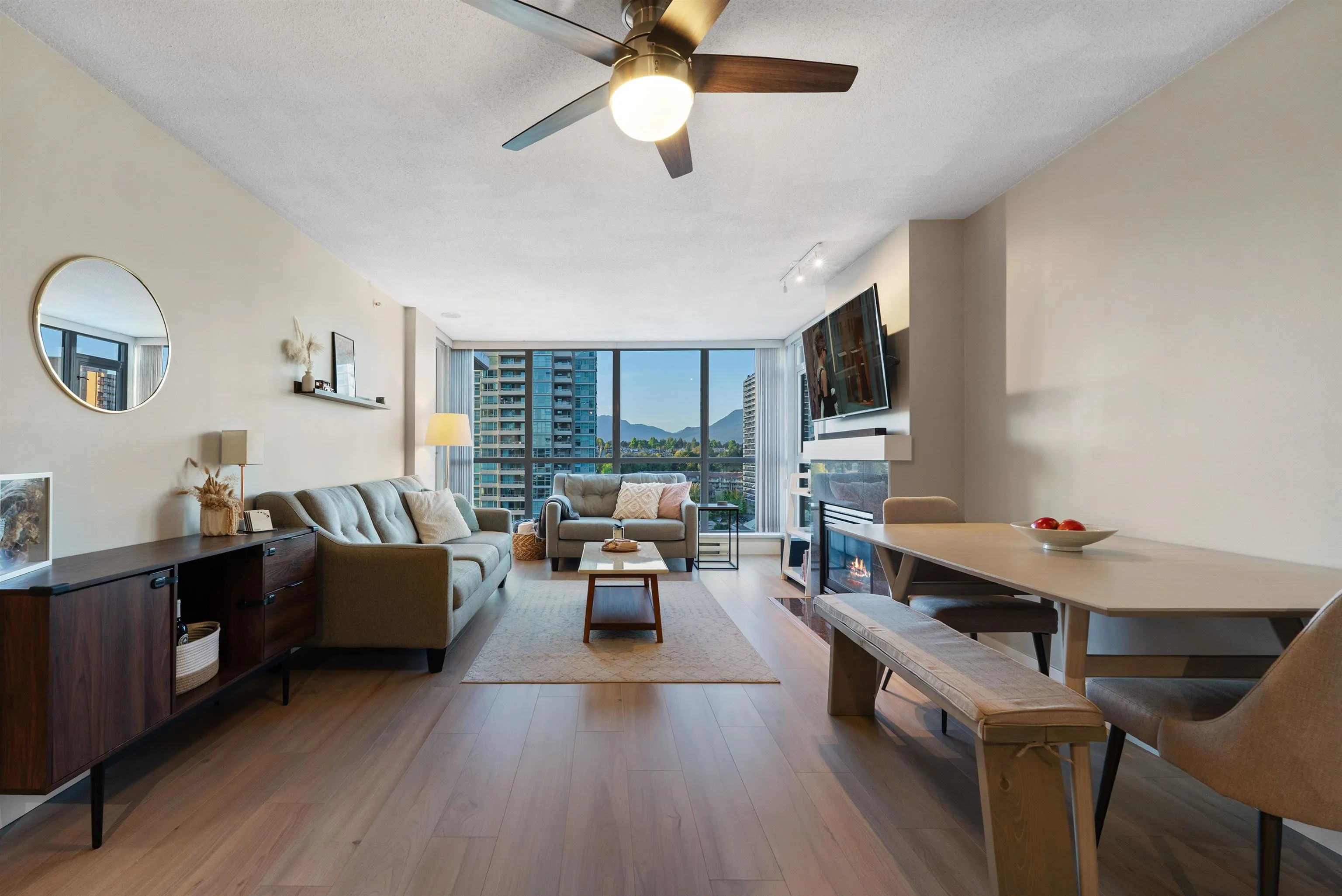 1606 2088 Madison Avenue