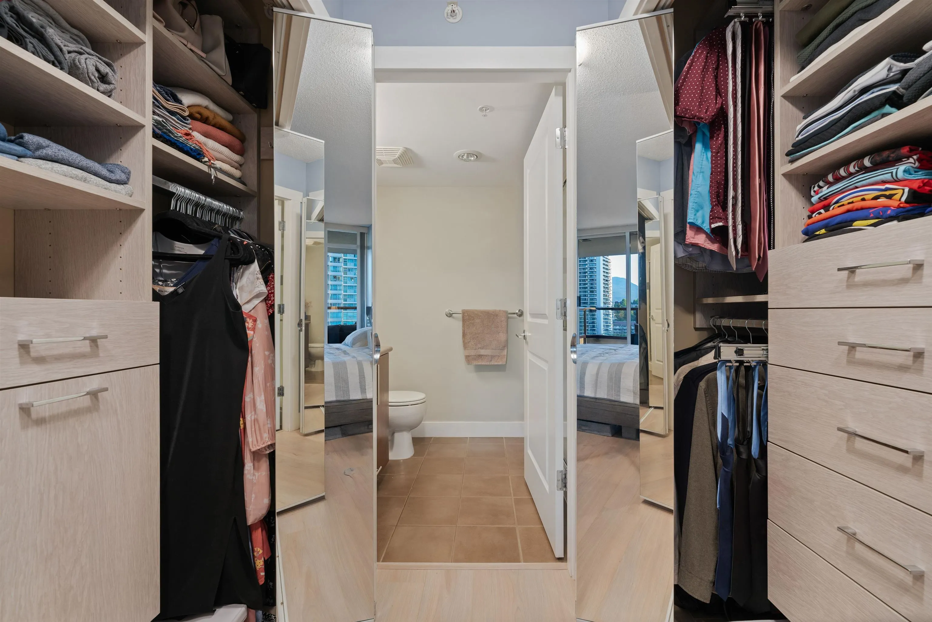 1606 2088 Madison Avenue