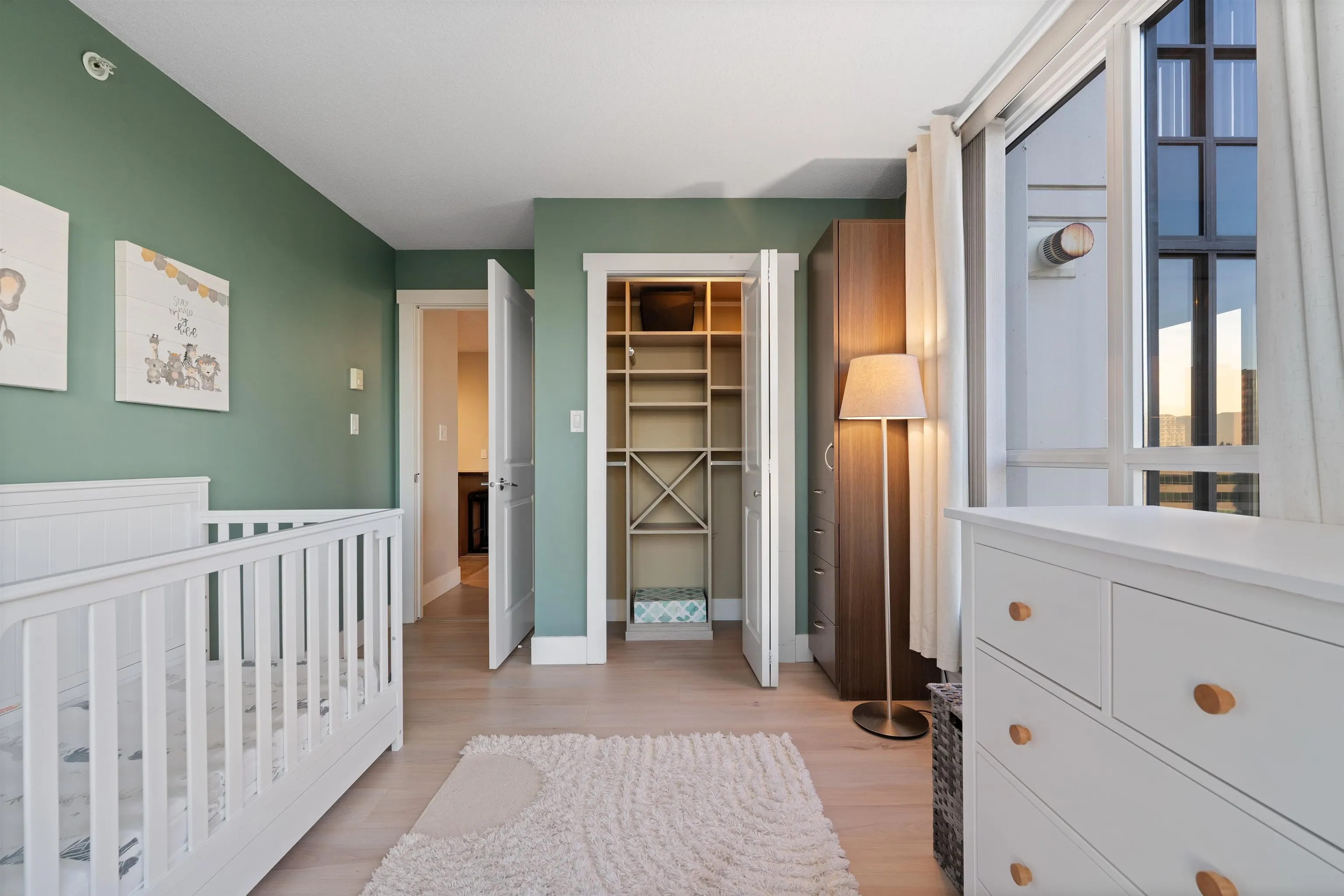 1606 2088 Madison Avenue