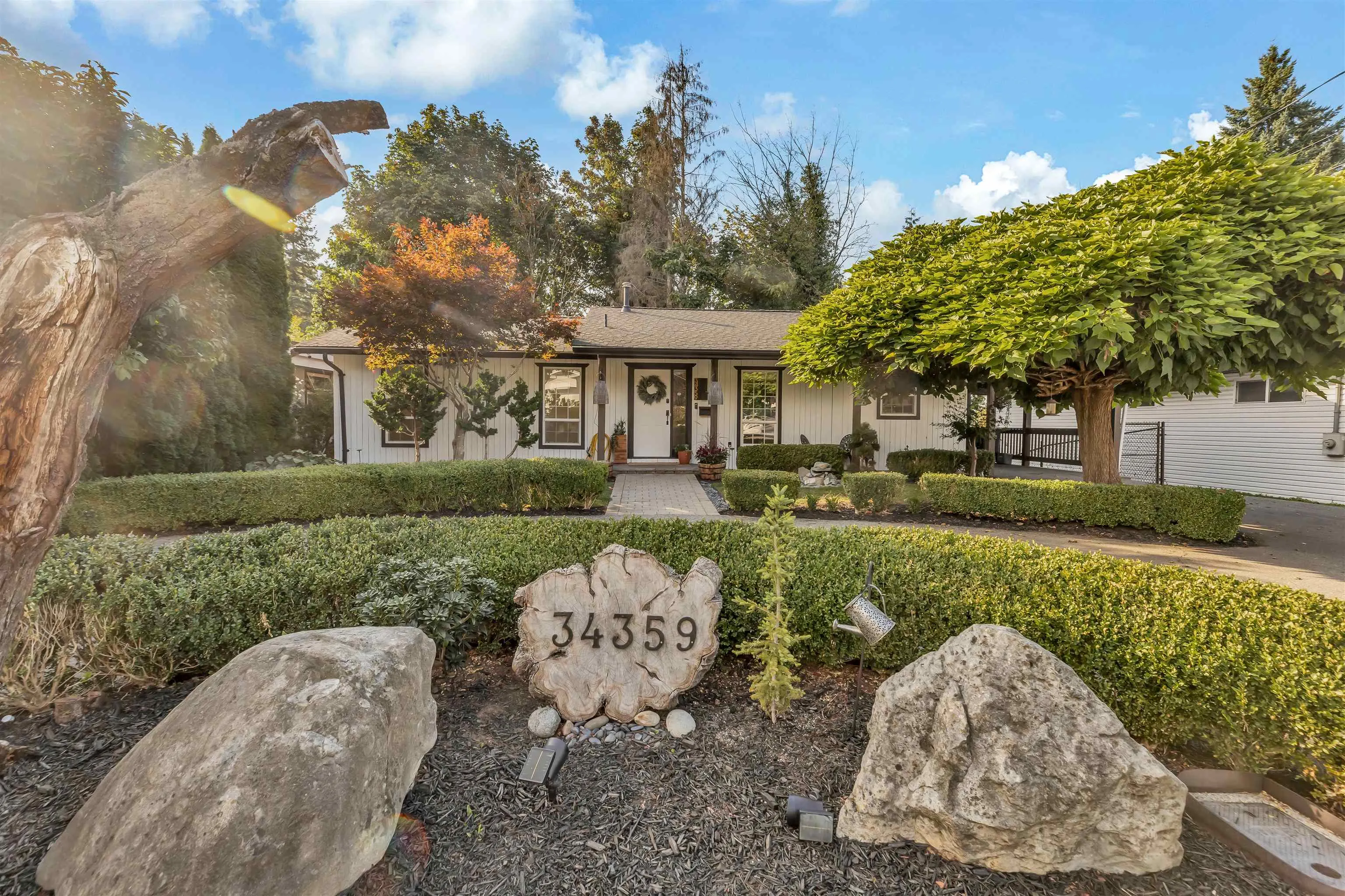 34359 Laburnum Avenue