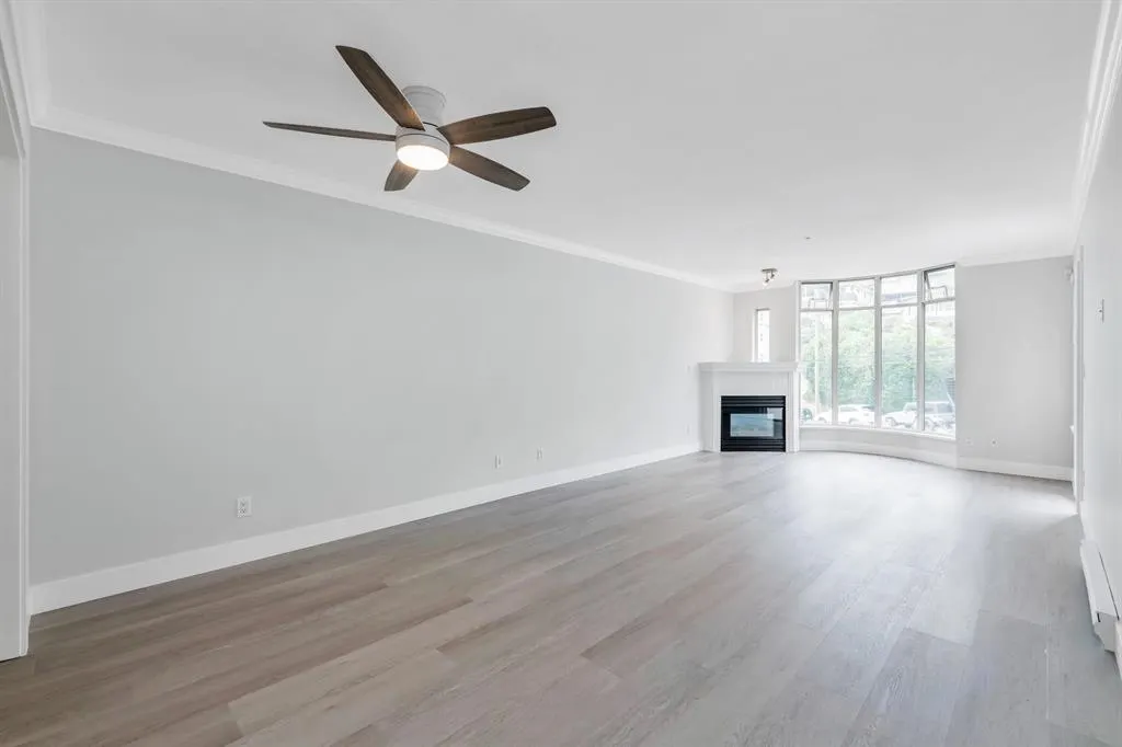 310 14965 Marine Drive