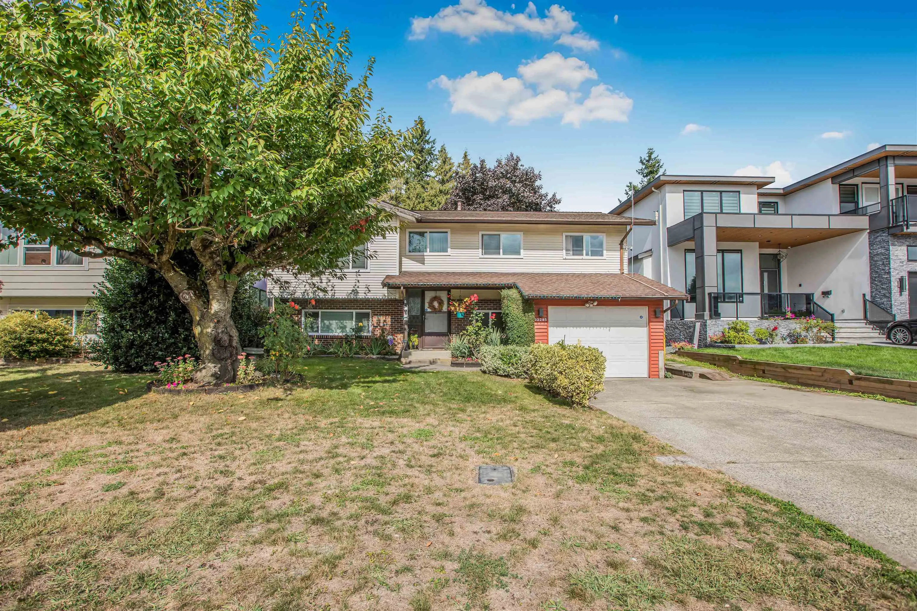 32285 Atwater Crescent