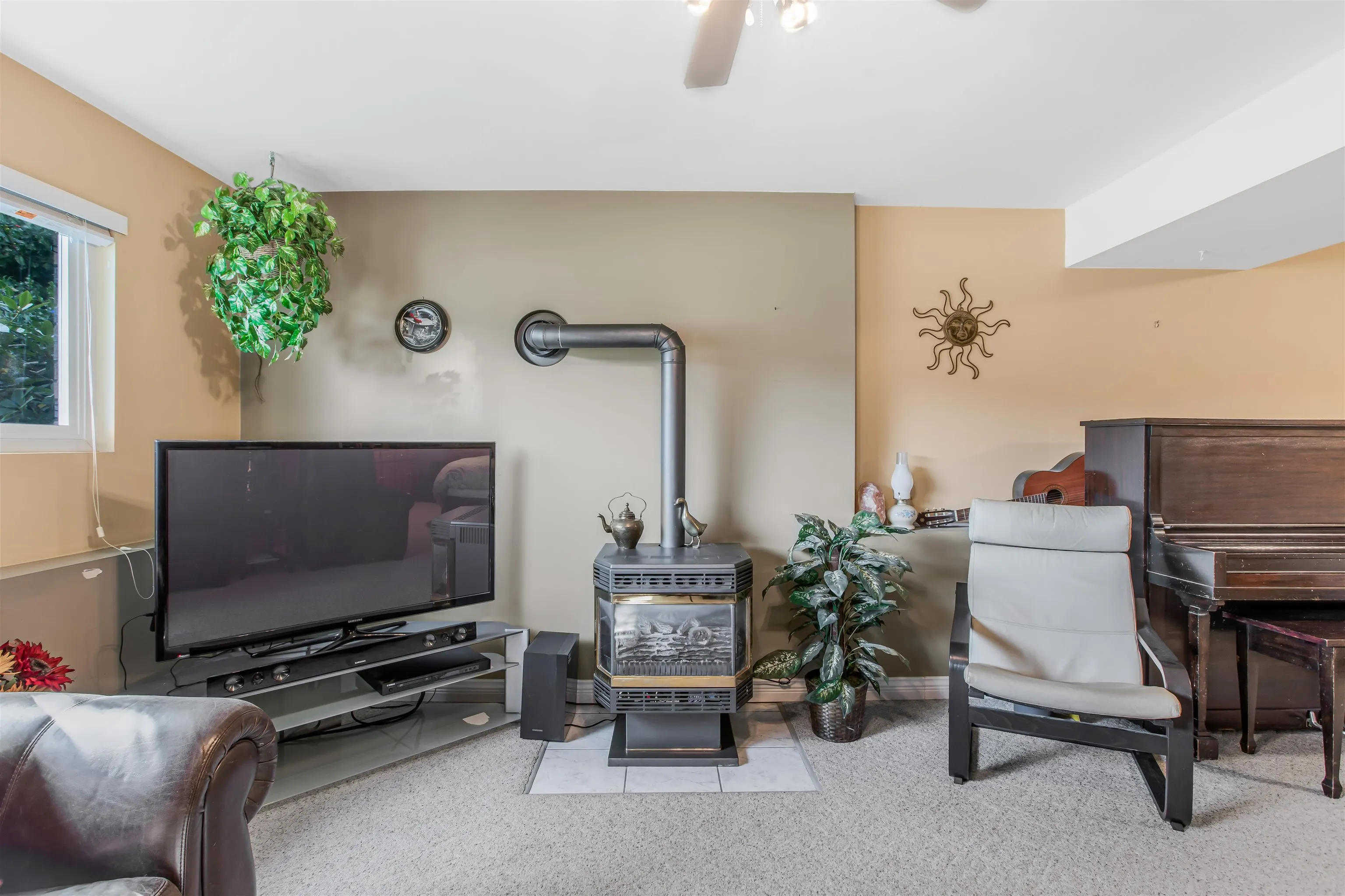 32285 Atwater Crescent