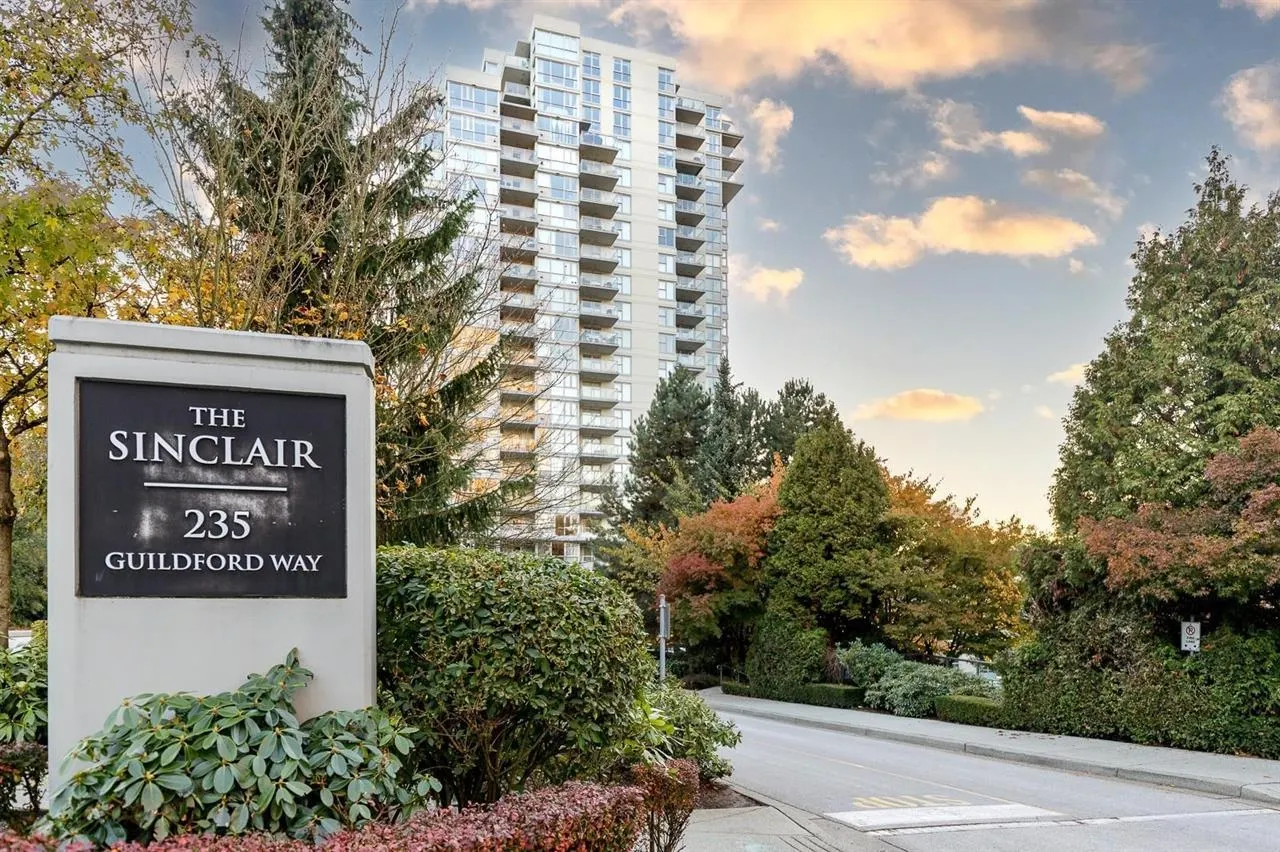 1403 235 Guildford Way