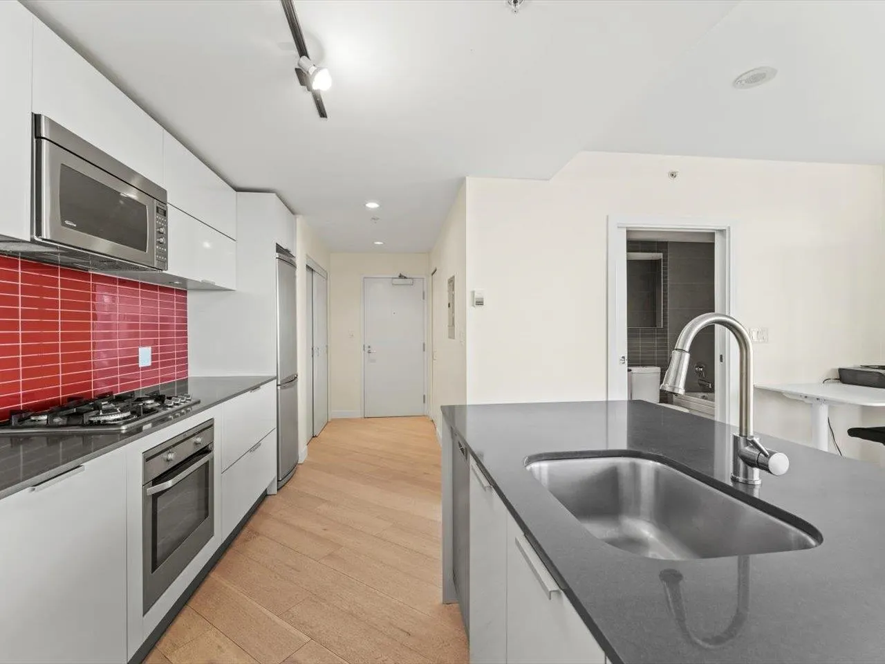 3307 128 W Cordova Street