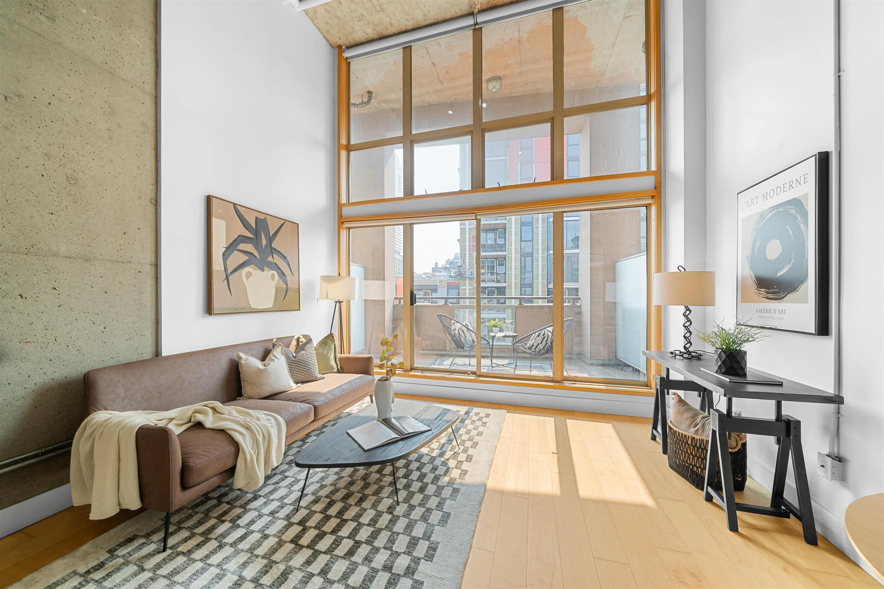 413 1529 W 6th Avenue