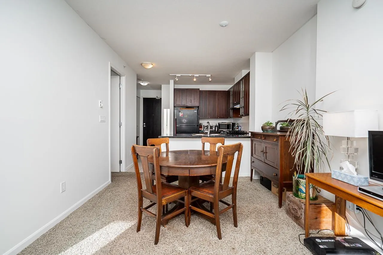 1004 170 W 1st Street