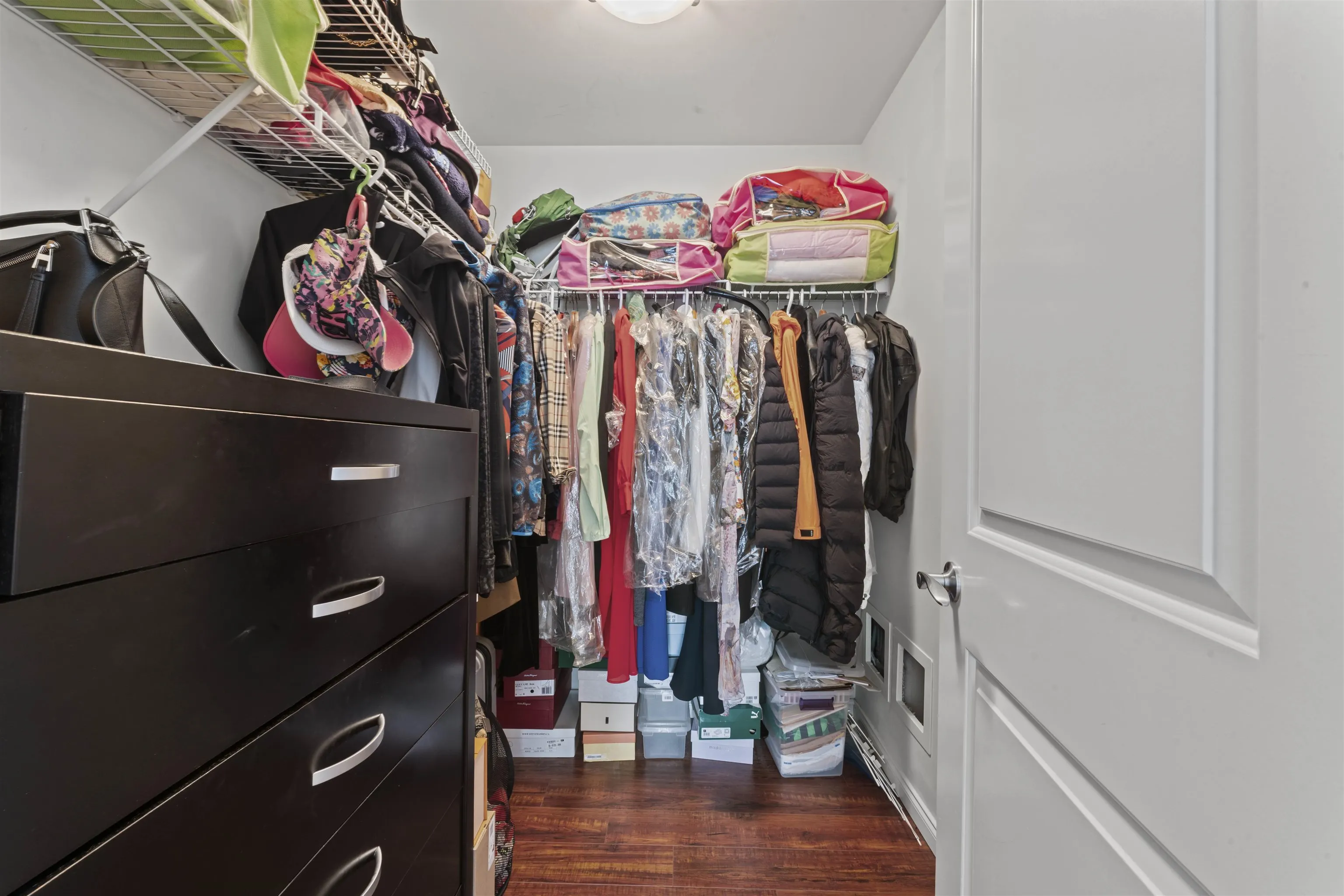 1705 1211 Melville Street