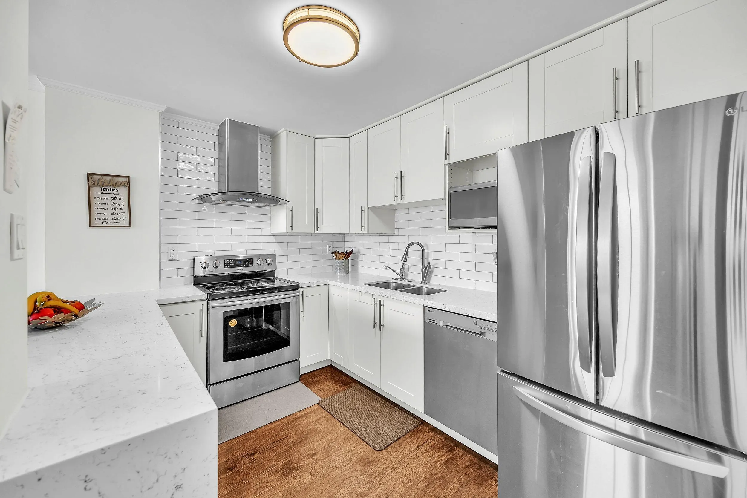 1606 9280 Salish Court