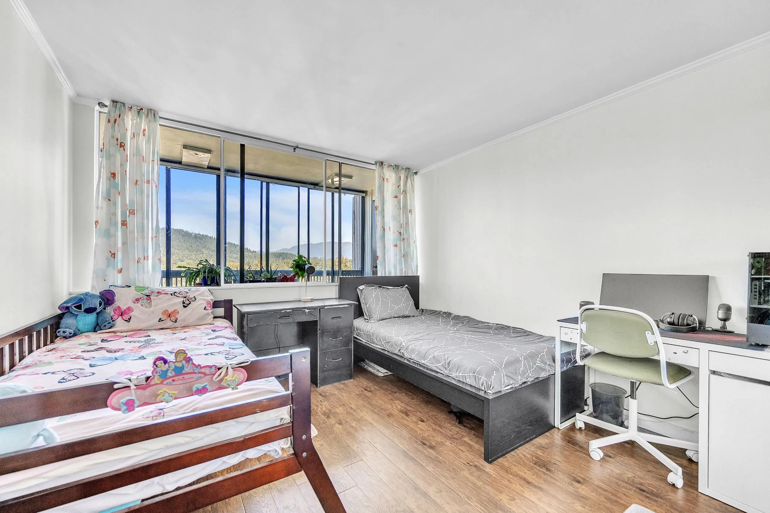 1606 9280 Salish Court