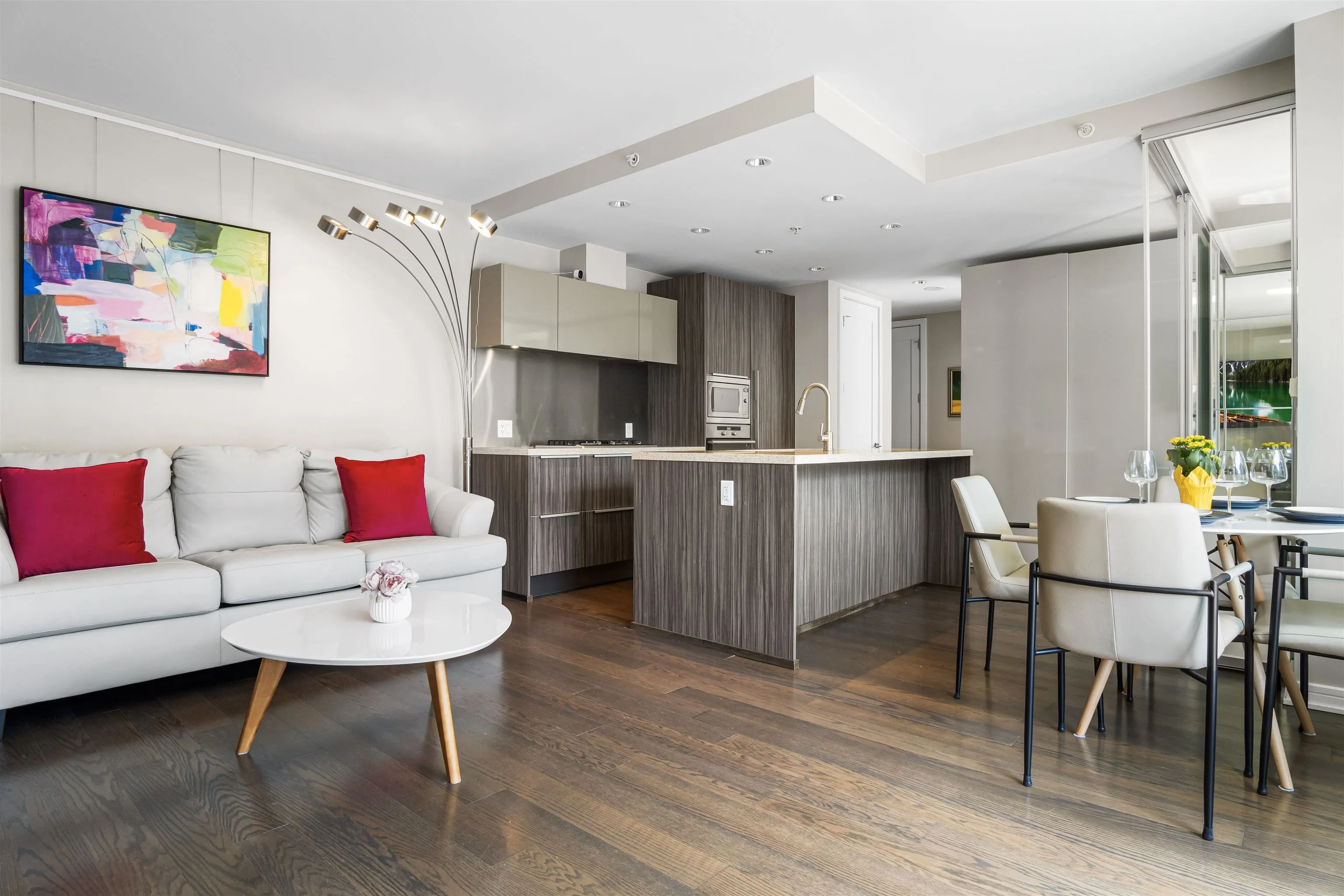 709 77 Walter Hardwick Avenue