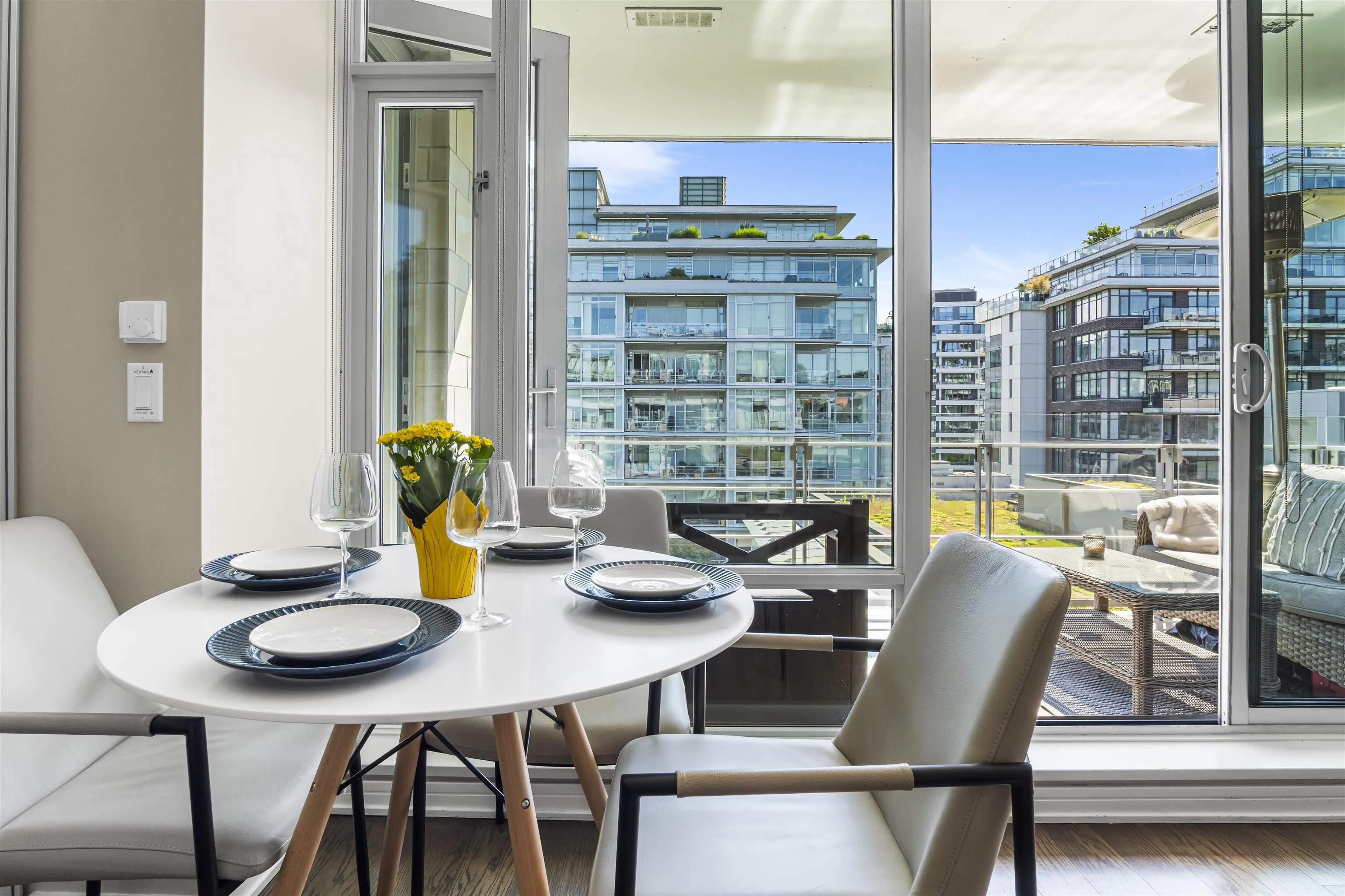 709 77 Walter Hardwick Avenue