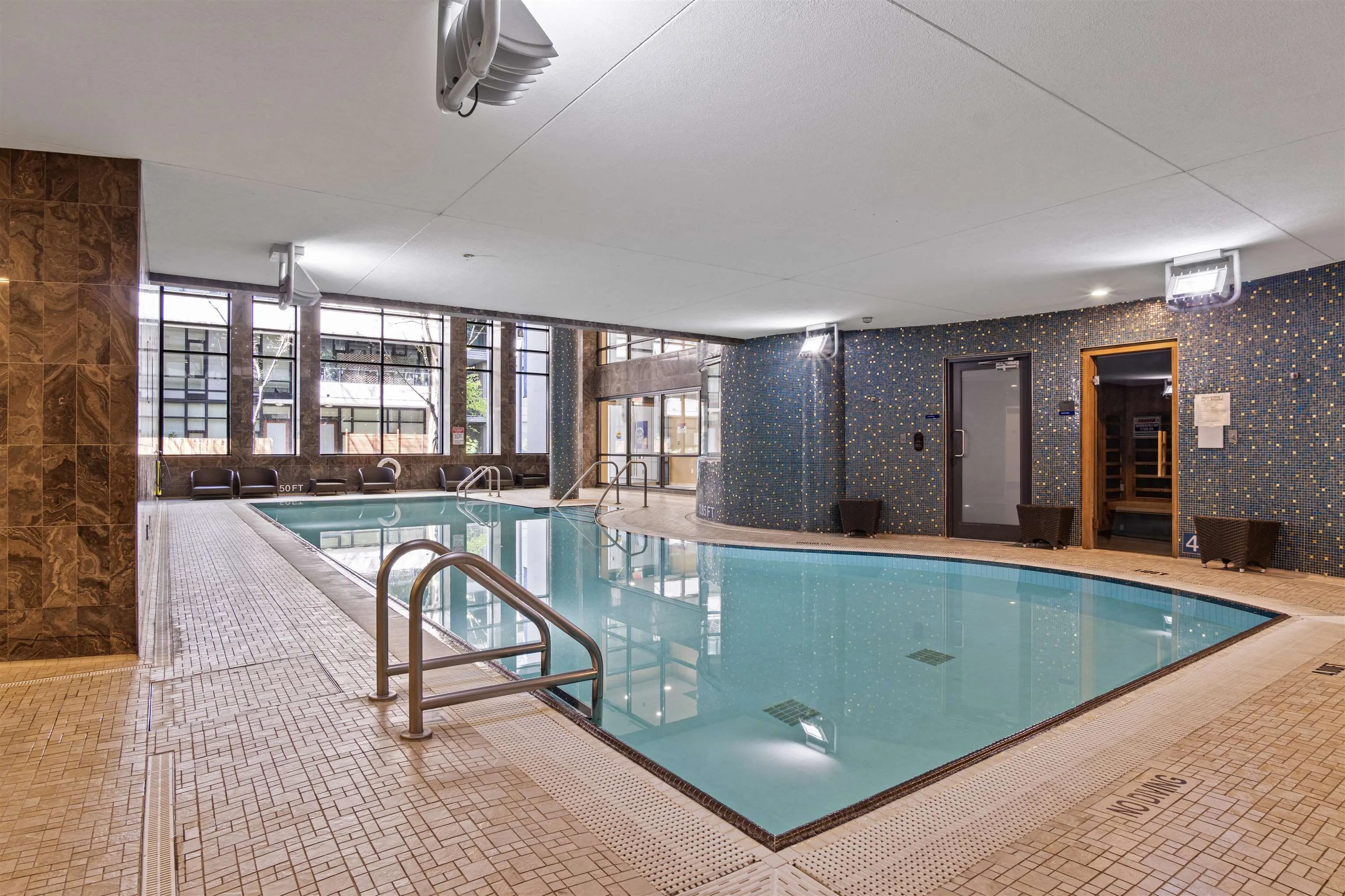 709 77 Walter Hardwick Avenue