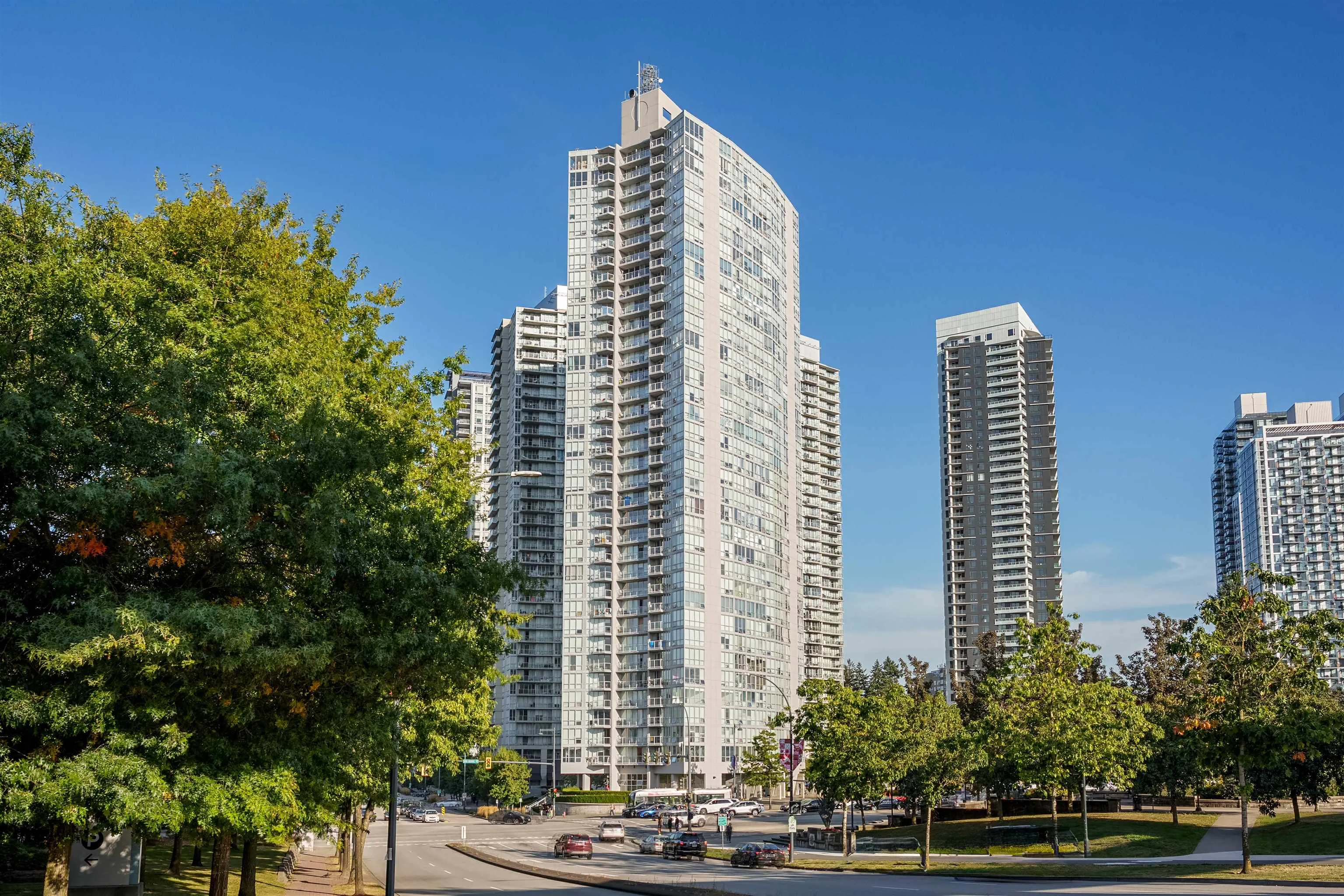 3001 13618 100 Avenue