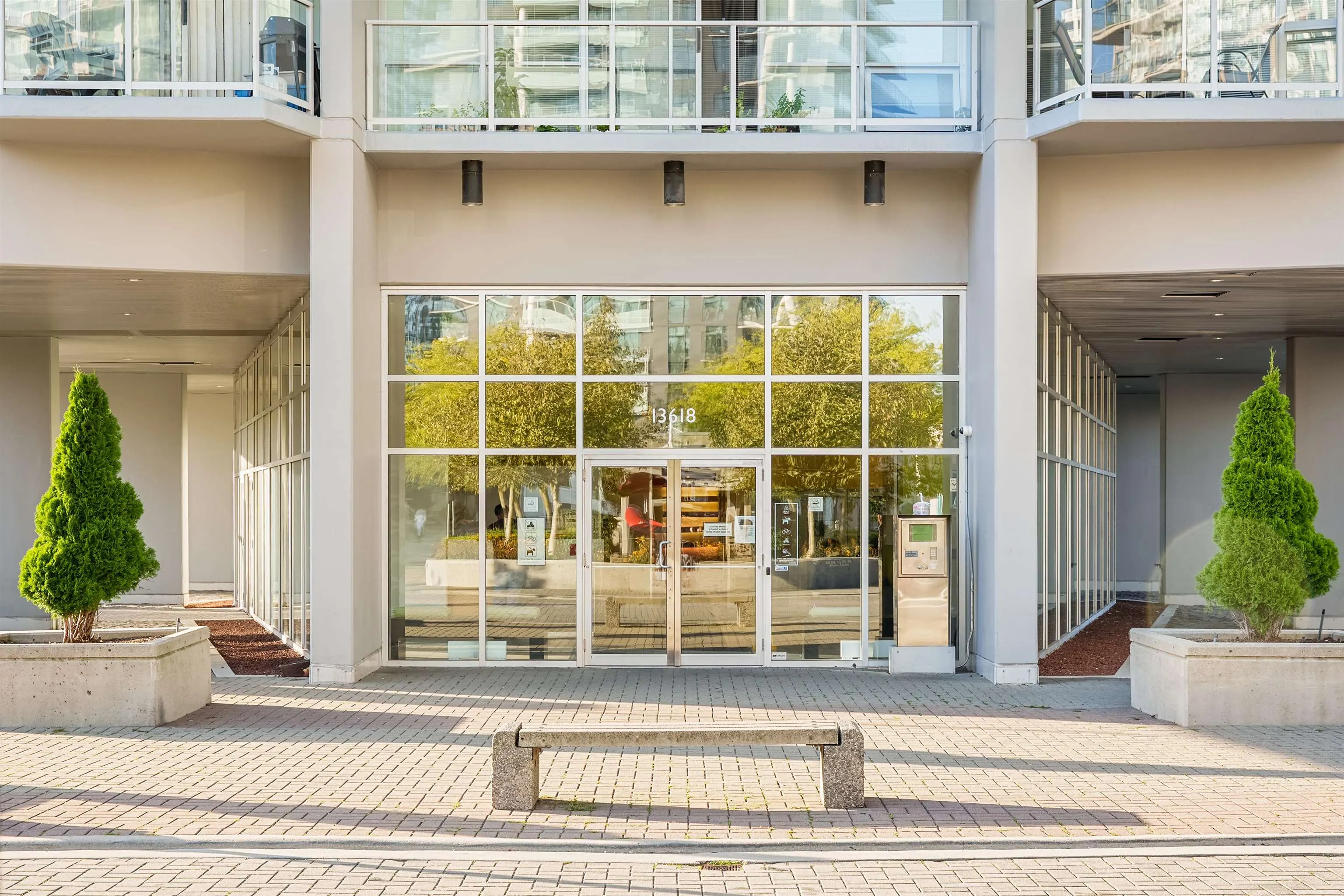 3001 13618 100 Avenue