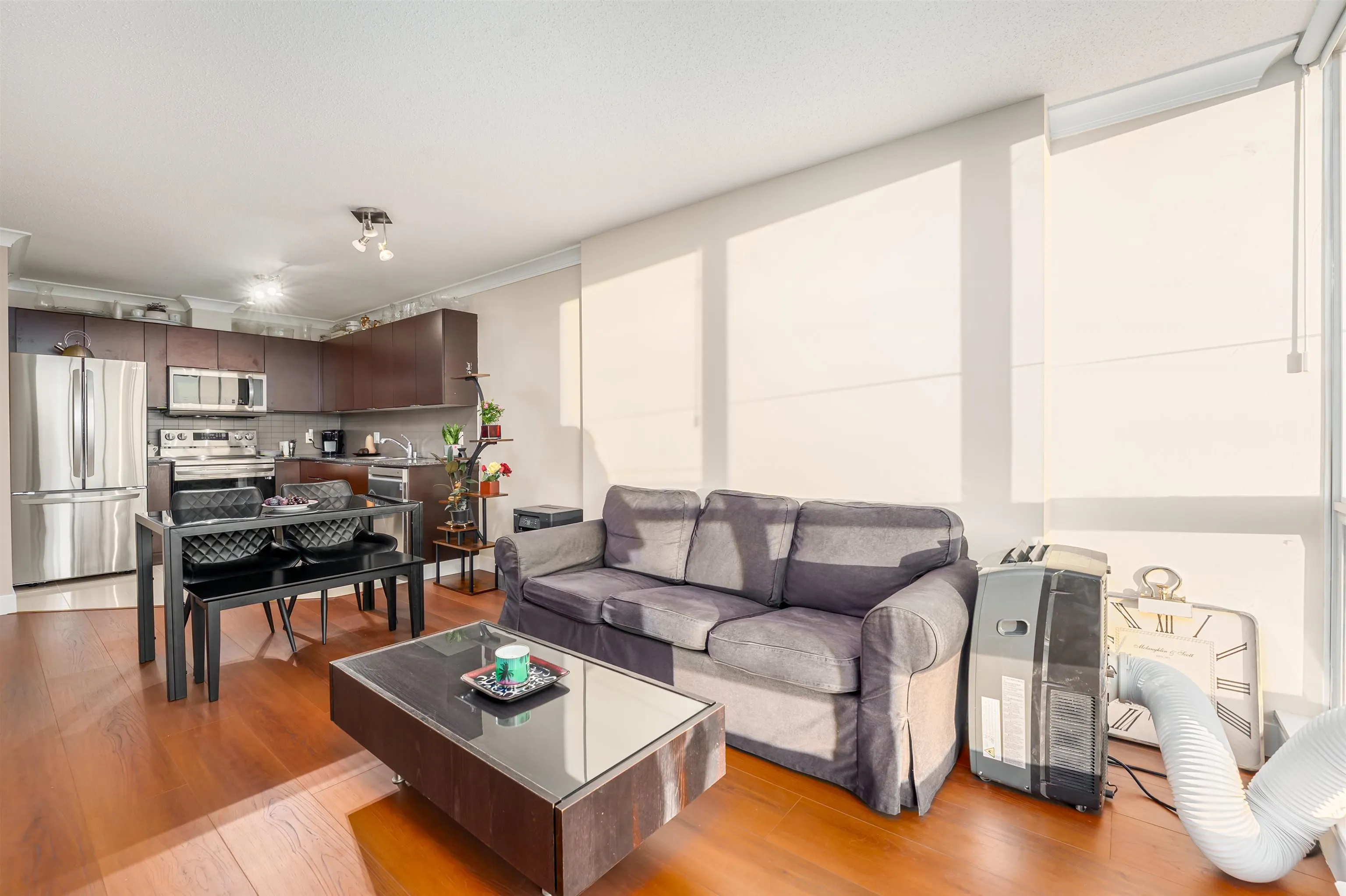 3001 13618 100 Avenue
