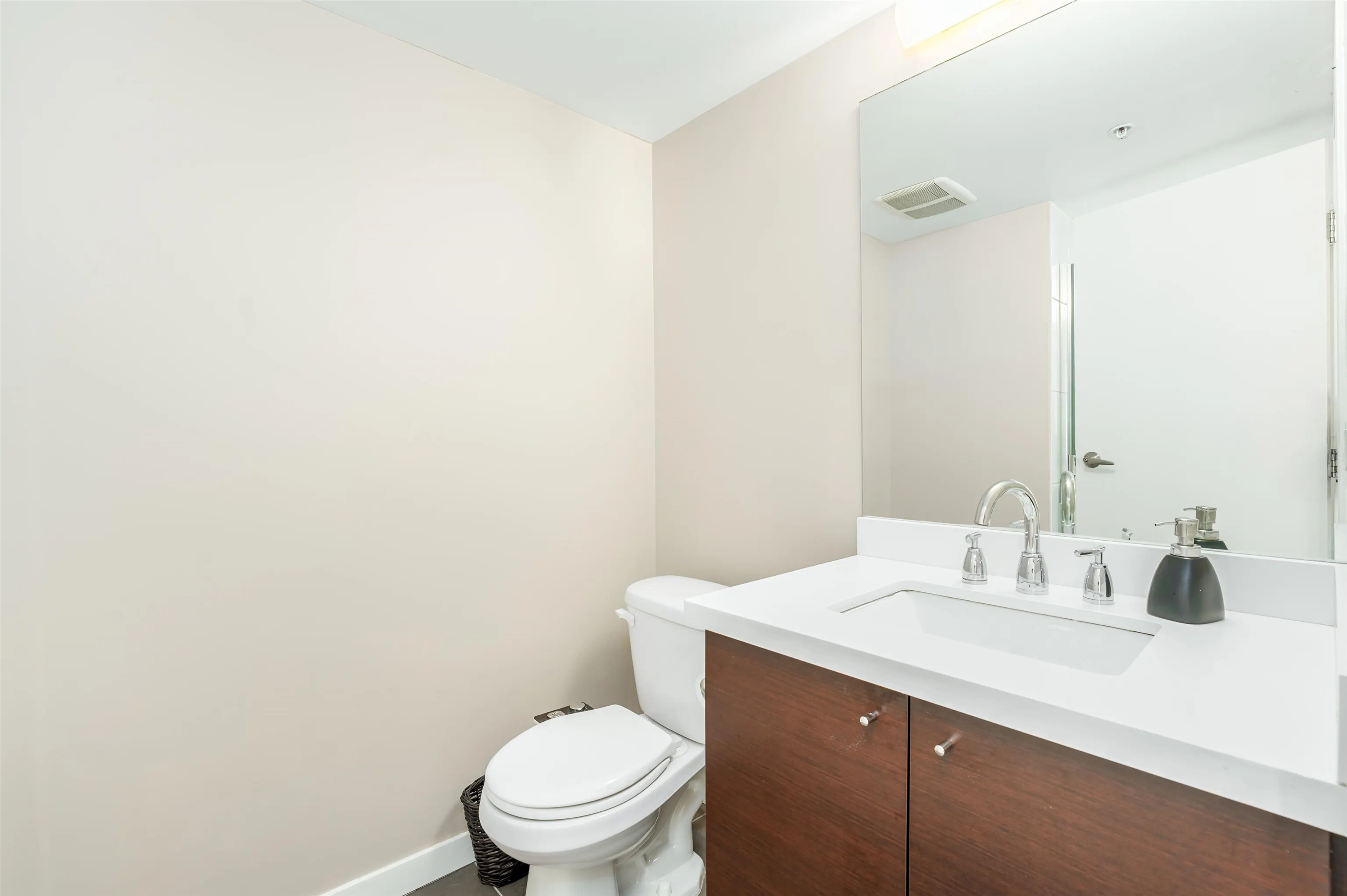3001 13618 100 Avenue