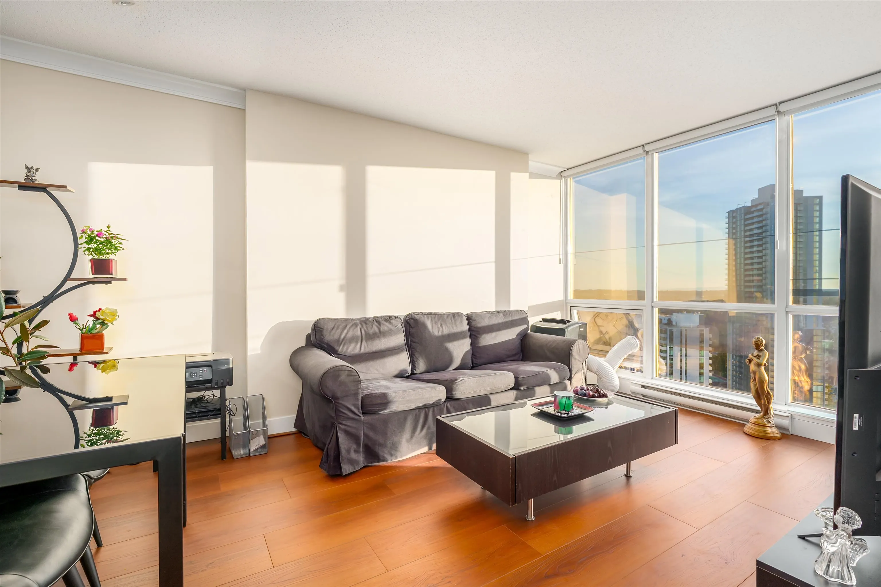 3001 13618 100 Avenue