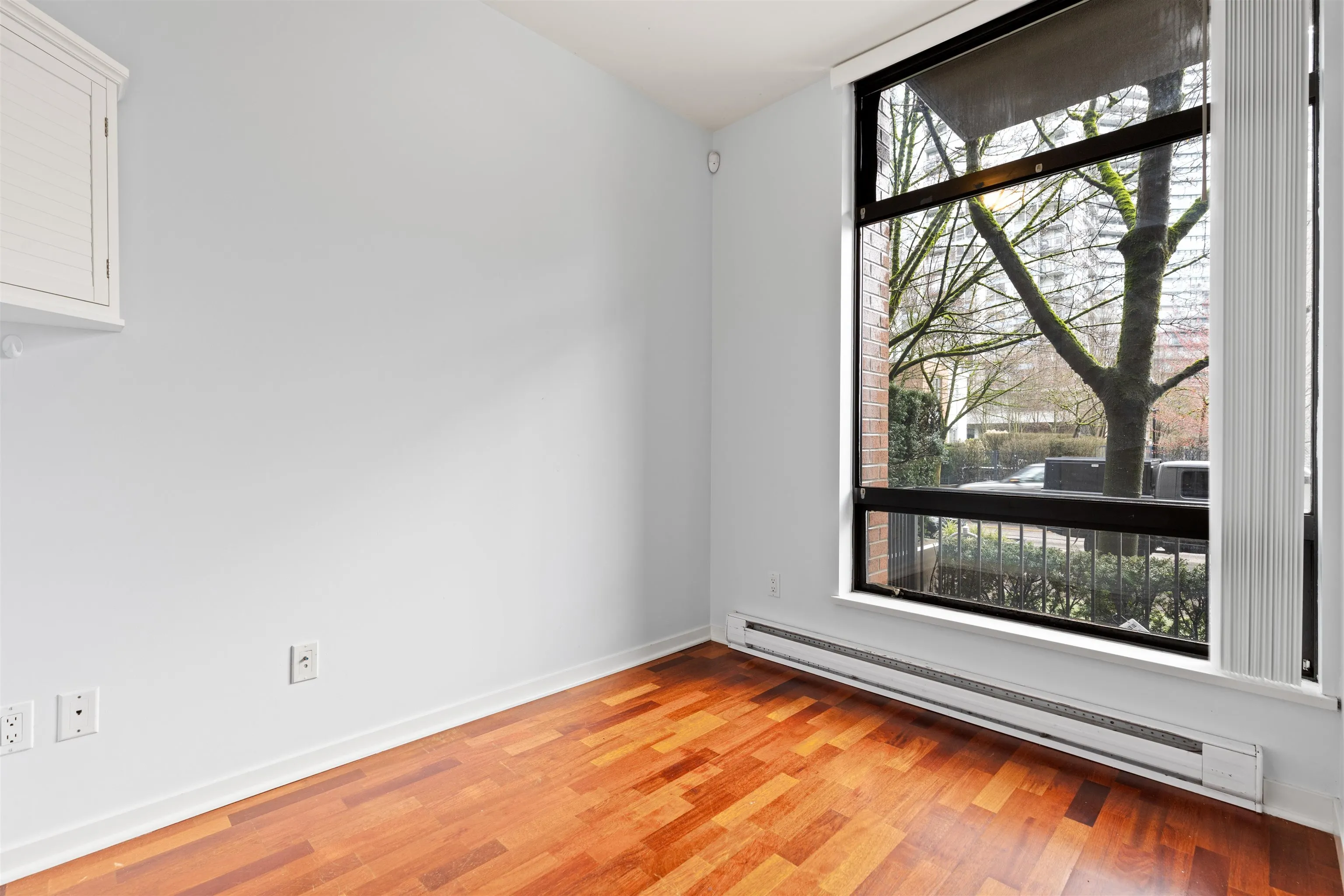 975 Beatty Street