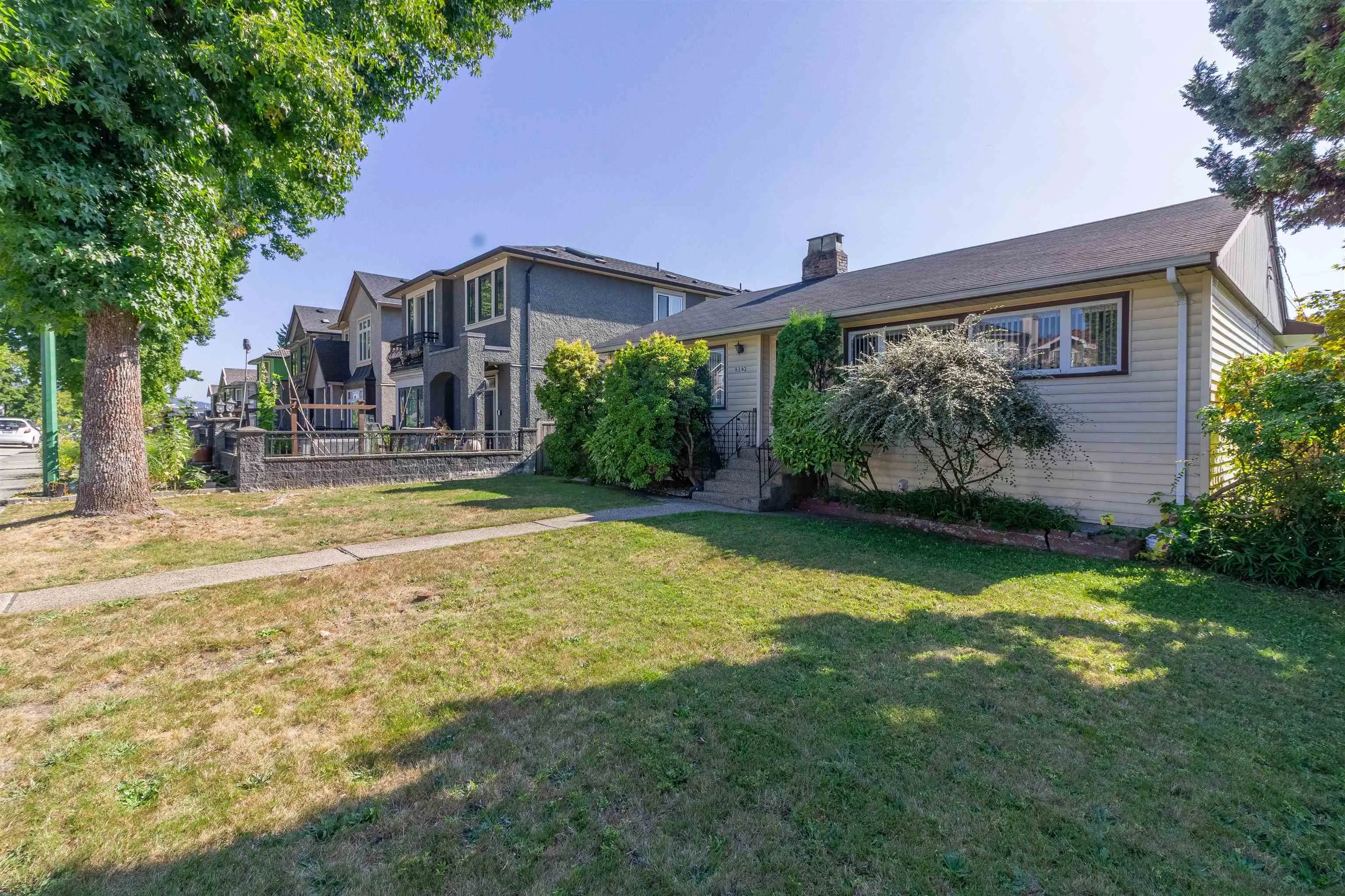 4342 Parker Street