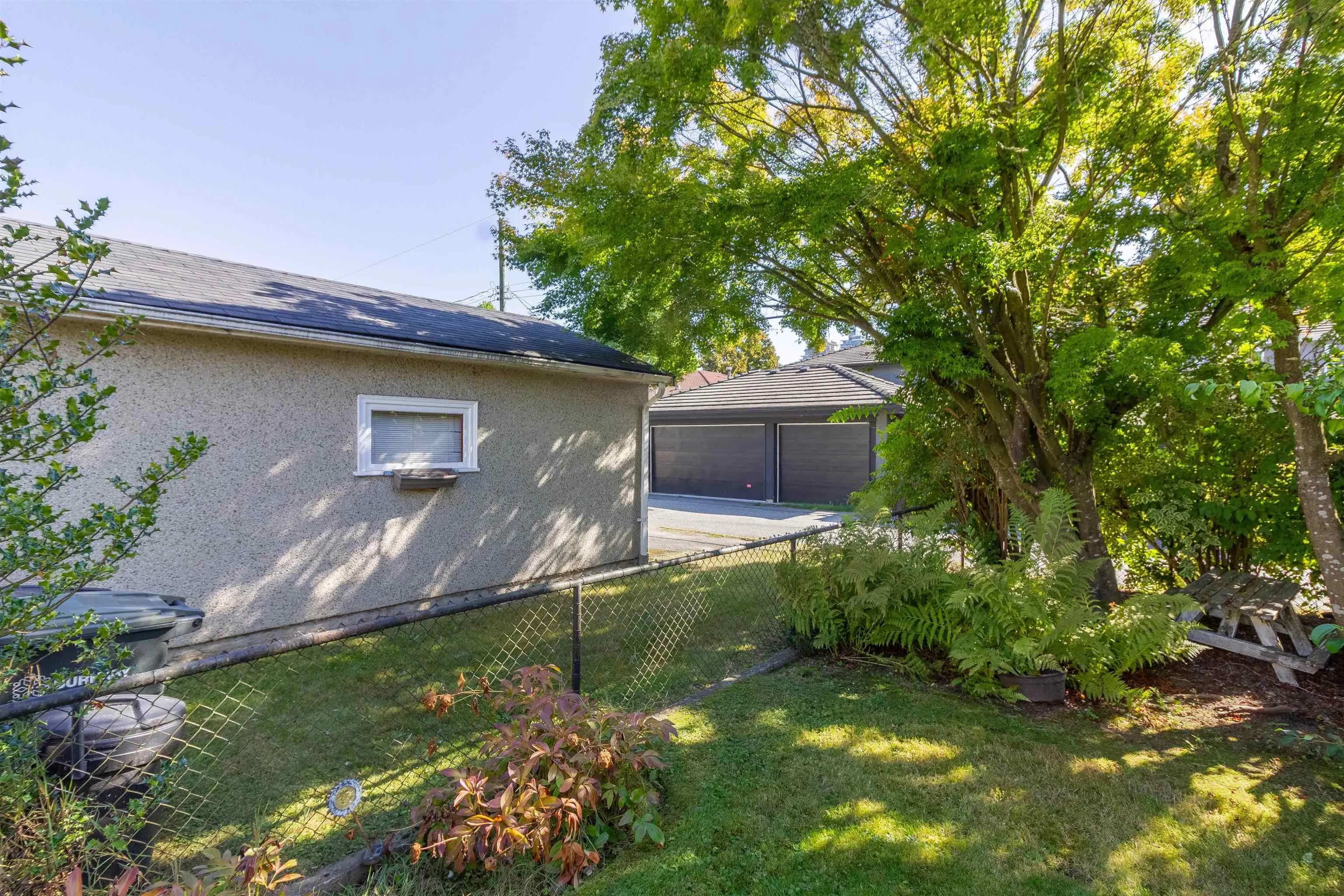 4342 Parker Street