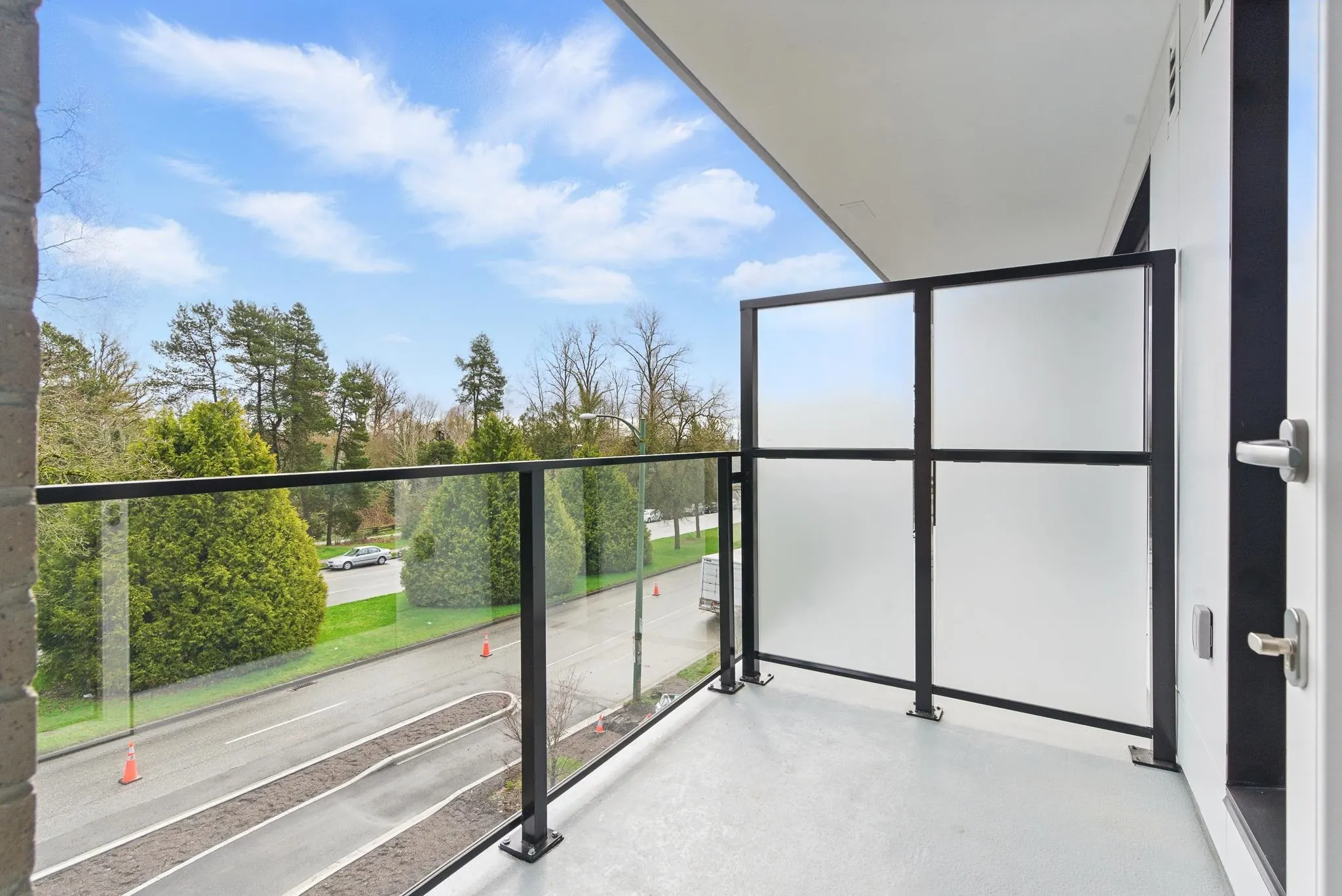 310 6859 Cambie Street
