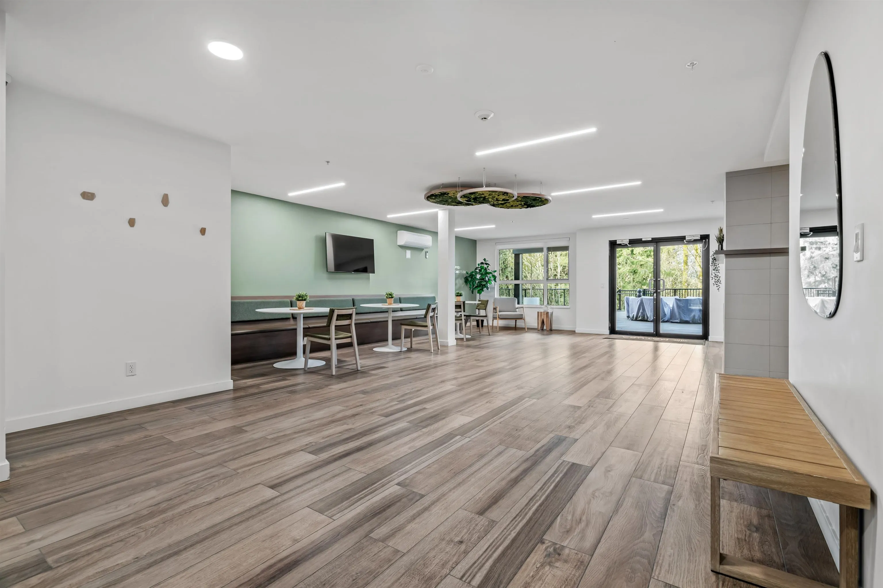 502 3182 Gladwin Road