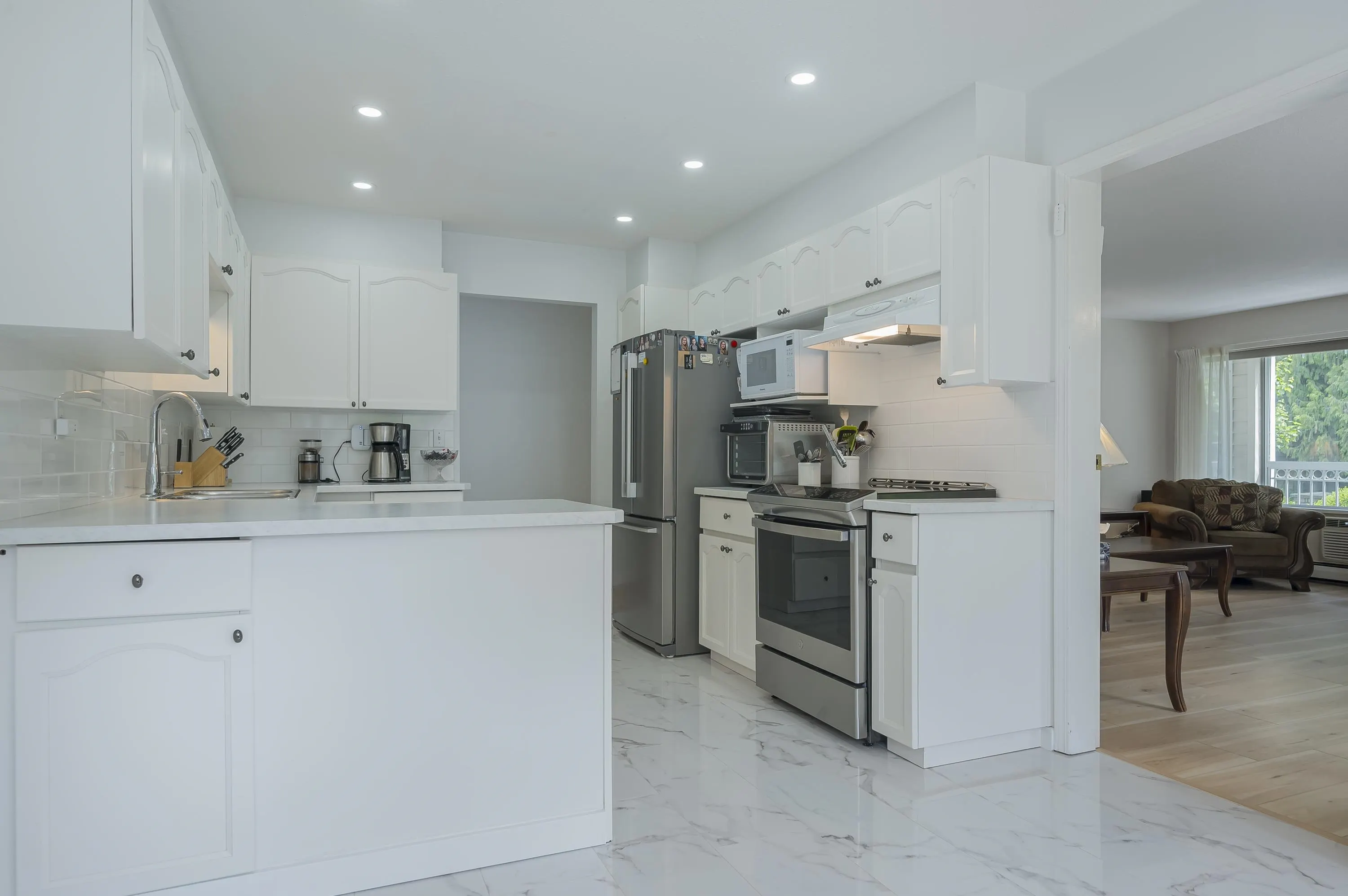 106 2491 Gladwin Road