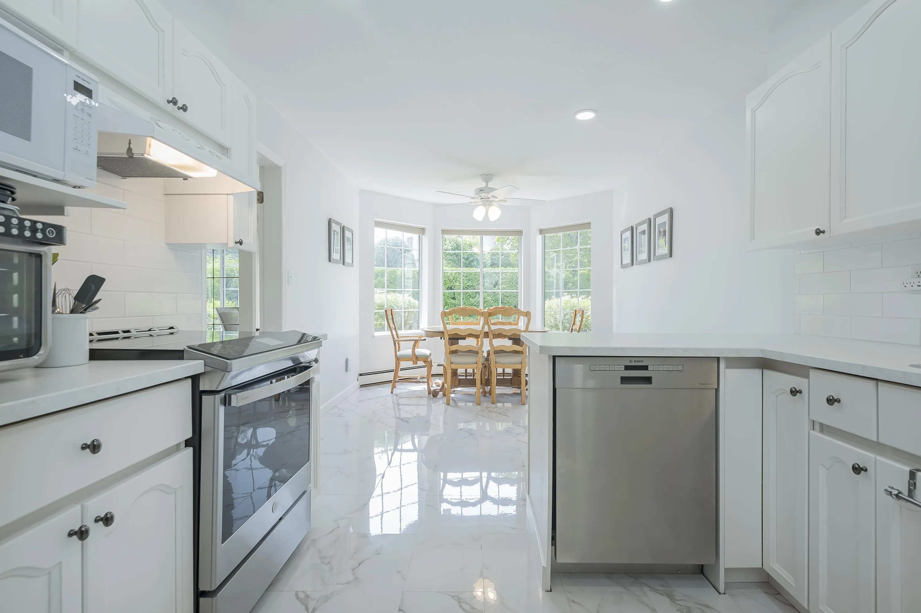 106 2491 Gladwin Road