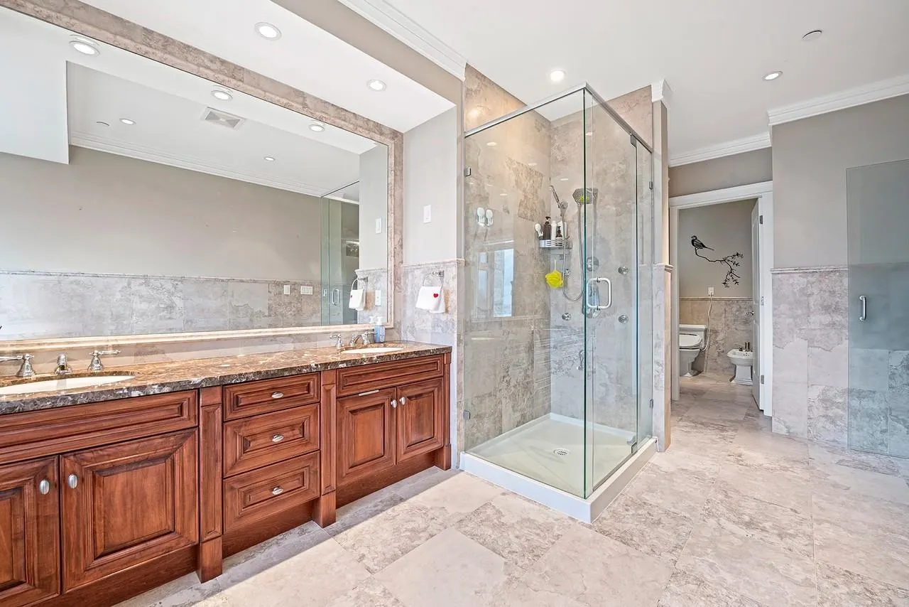2420 Halston Court