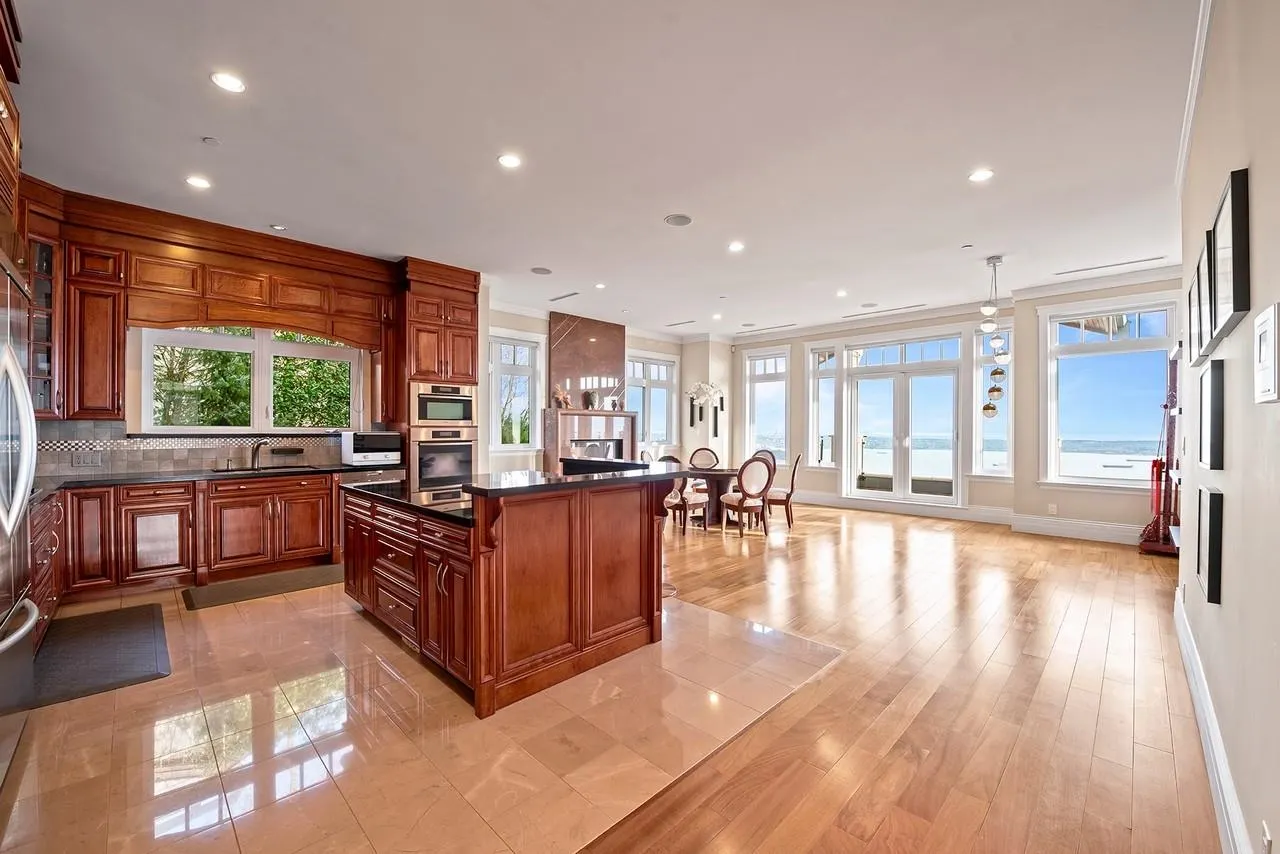 2420 Halston Court