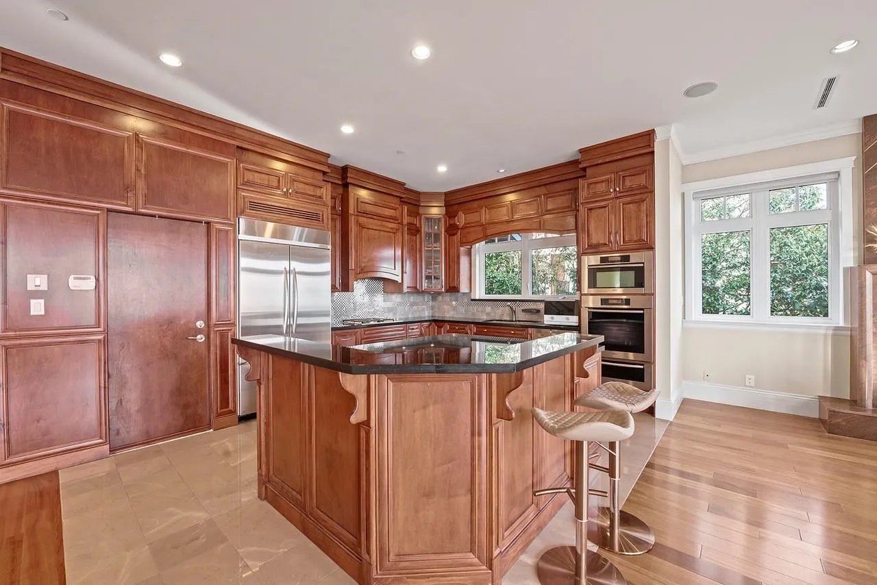 2420 Halston Court