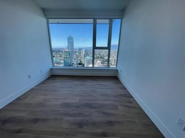 2705 4711 Hazel Street