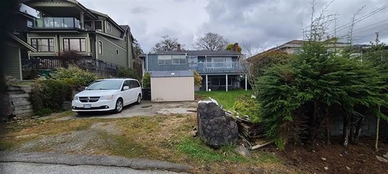 93 N Ranelagh Avenue