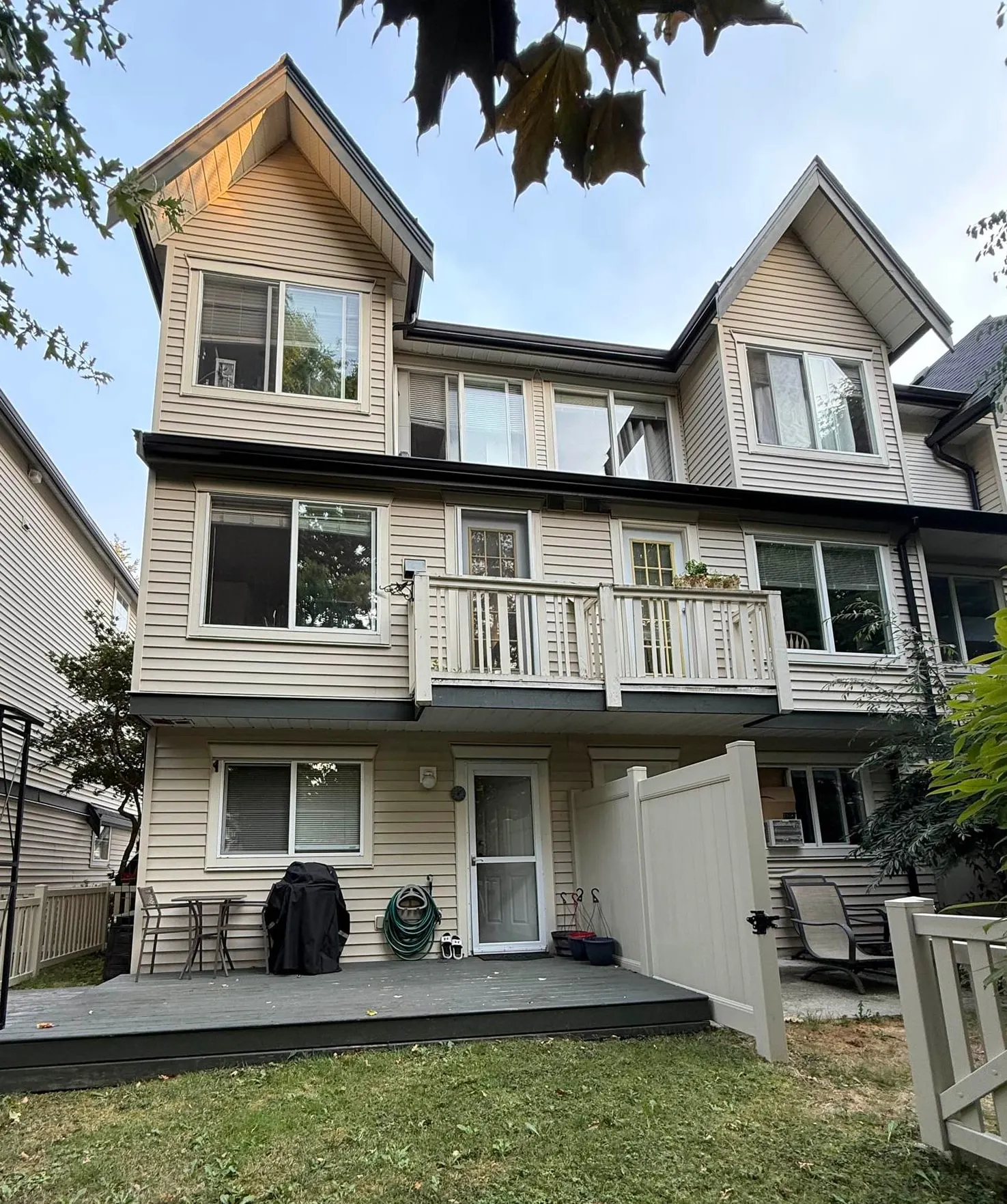 38 15355 26 Avenue