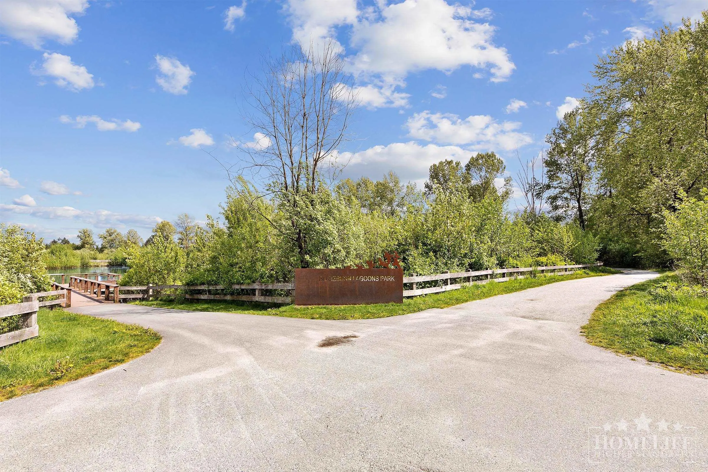 64 1055 Riverwood Gate