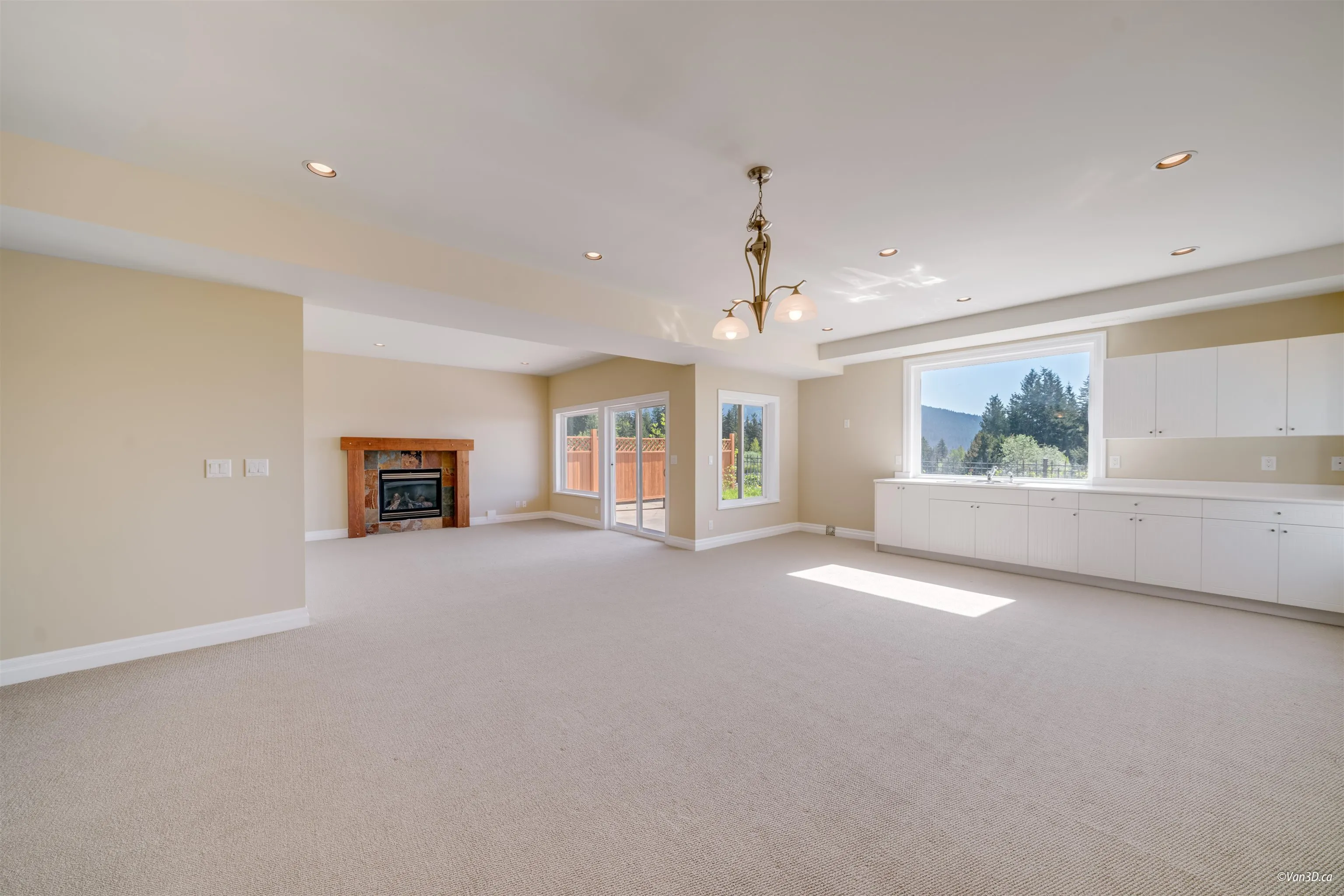 3235 Chartwell Lane