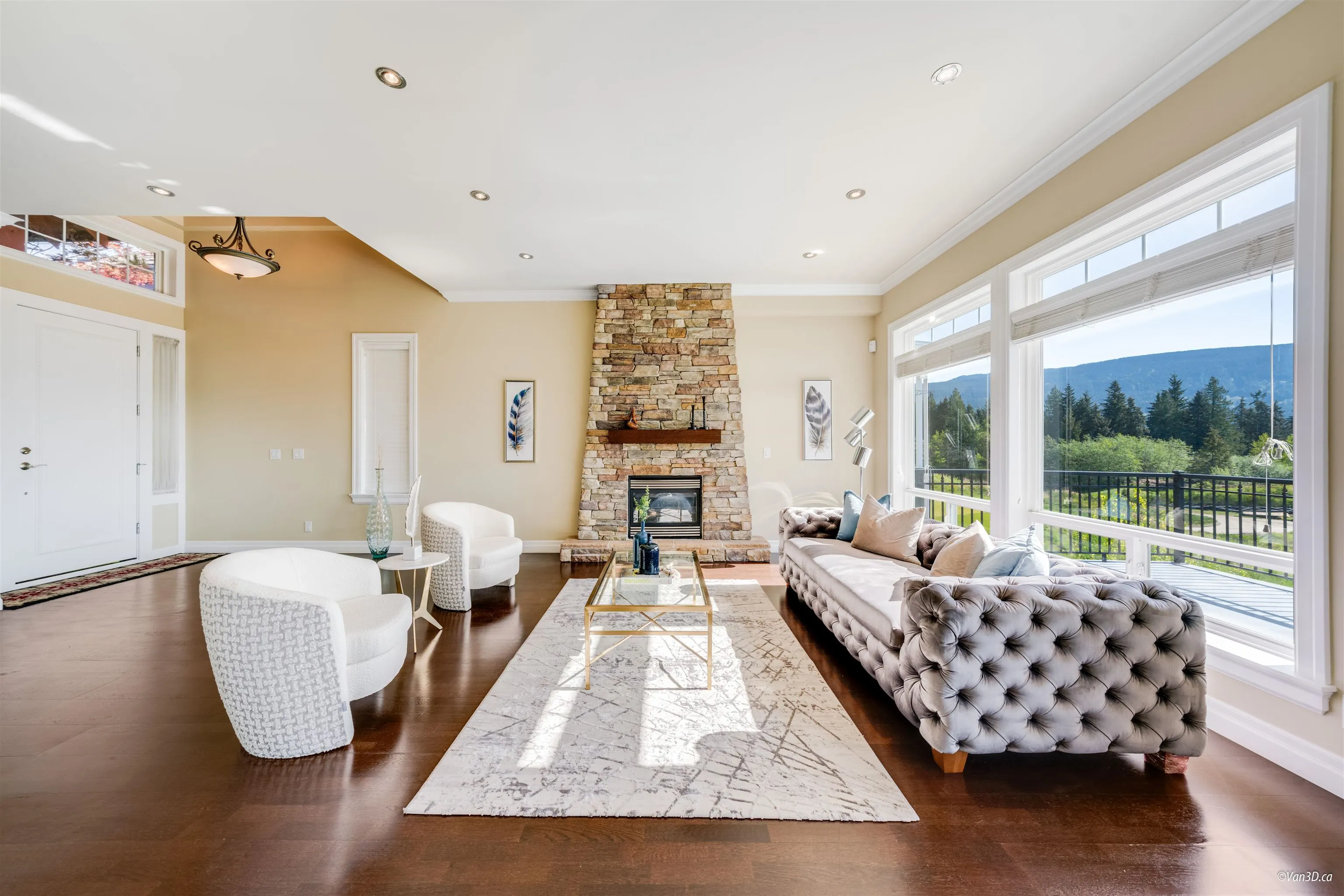 3235 Chartwell Lane