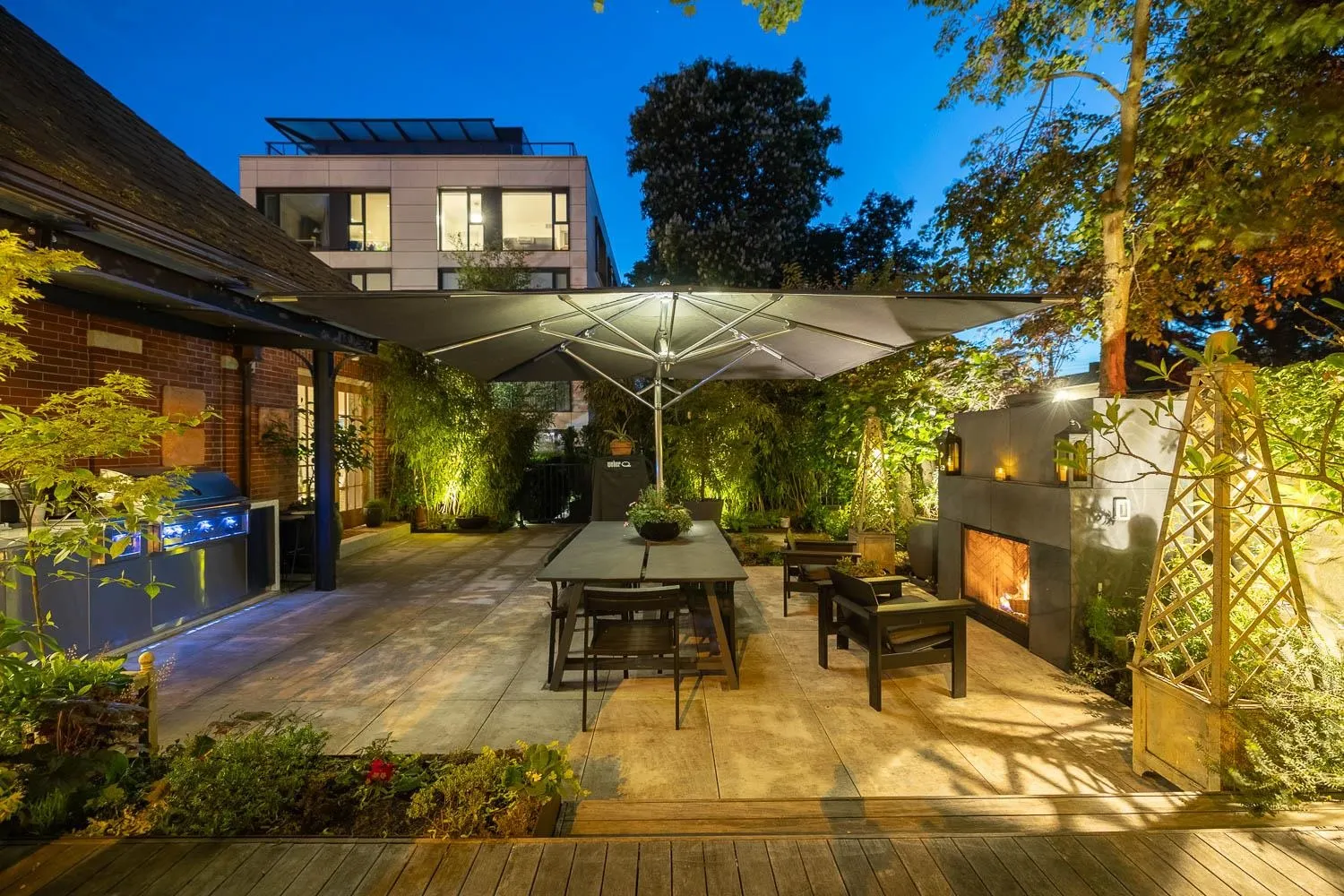 1501 Atlas Lane