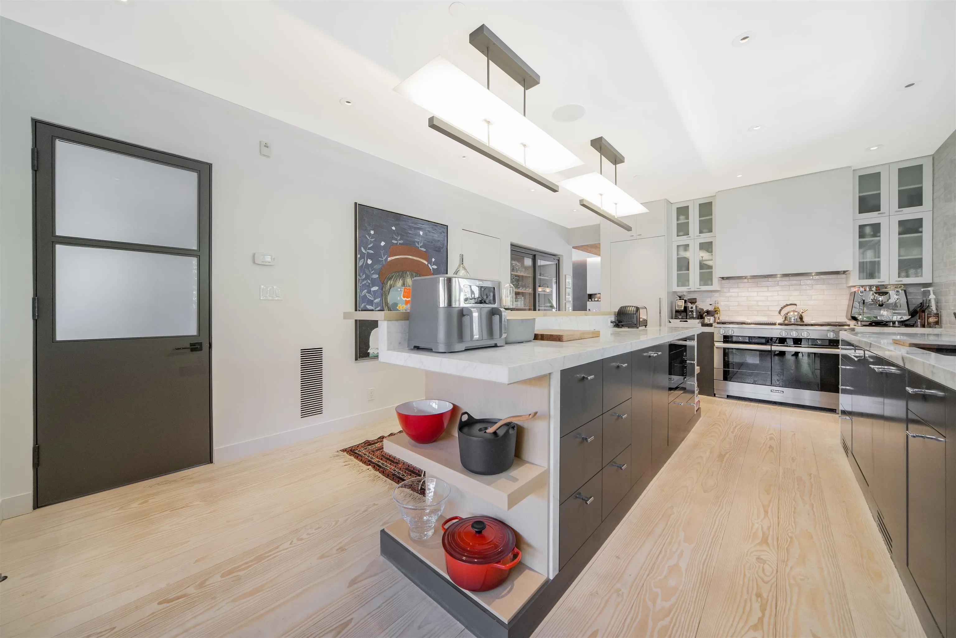 1501 Atlas Lane