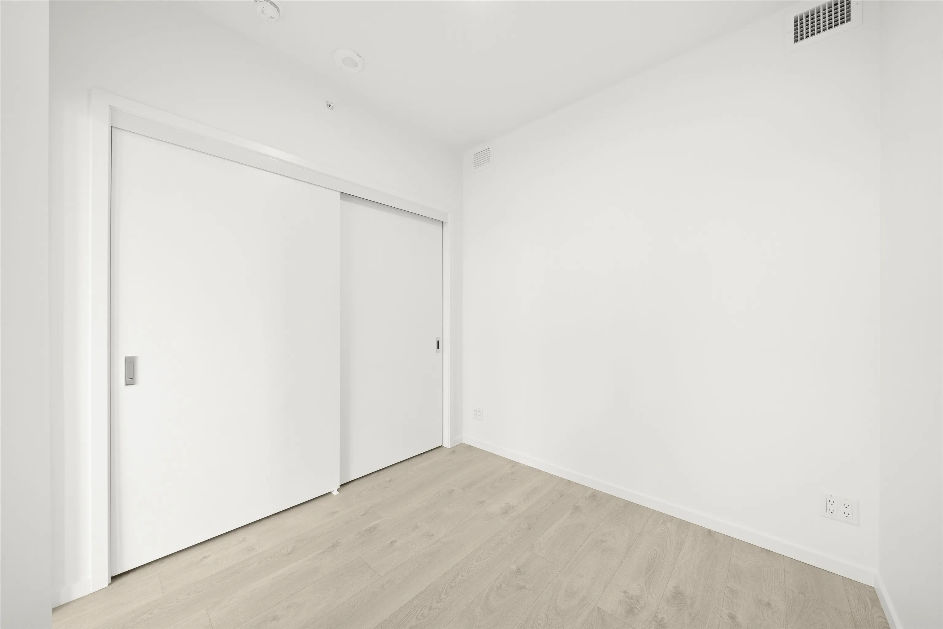 569 6600 Minoru Boulevard