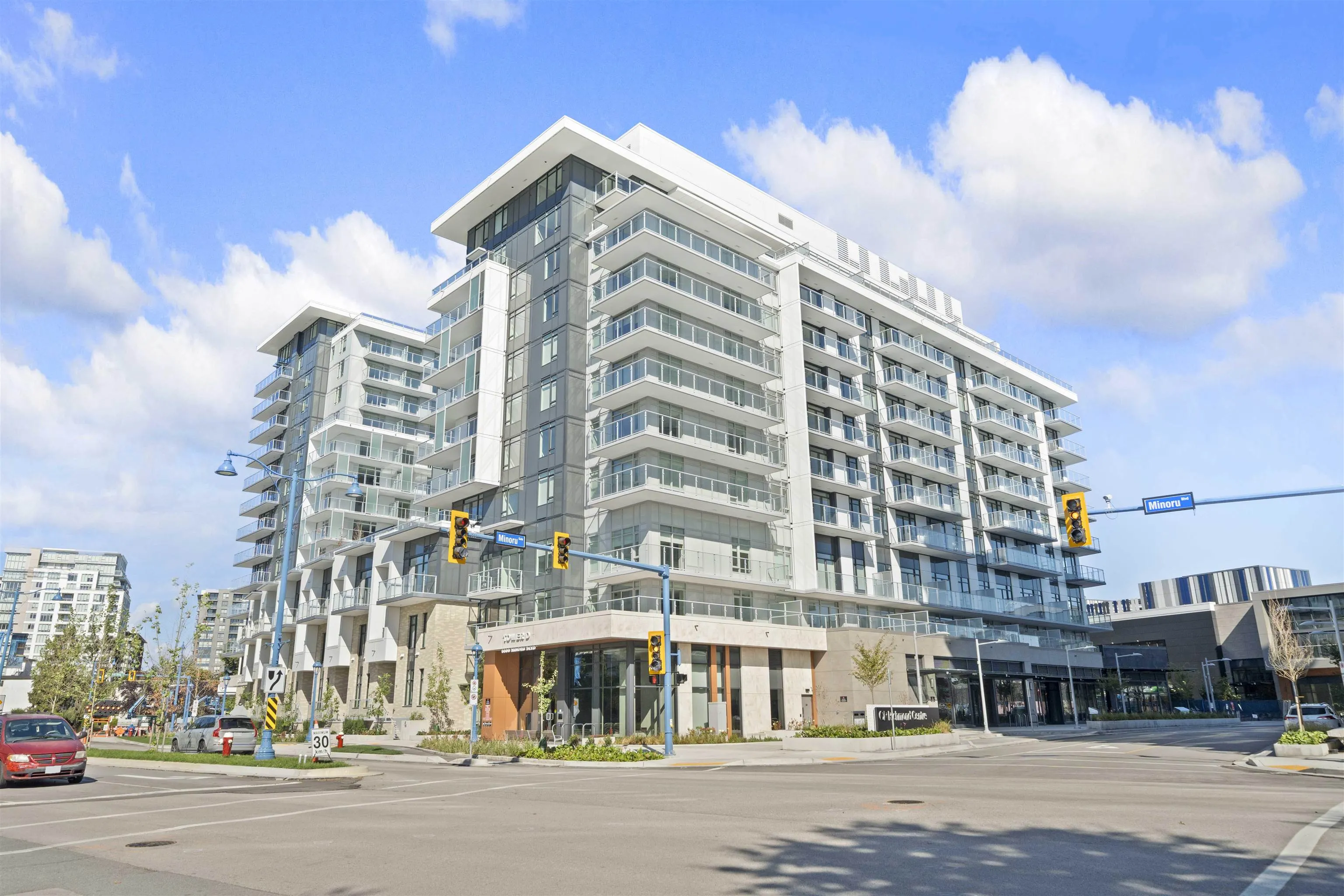 569 6600 Minoru Boulevard