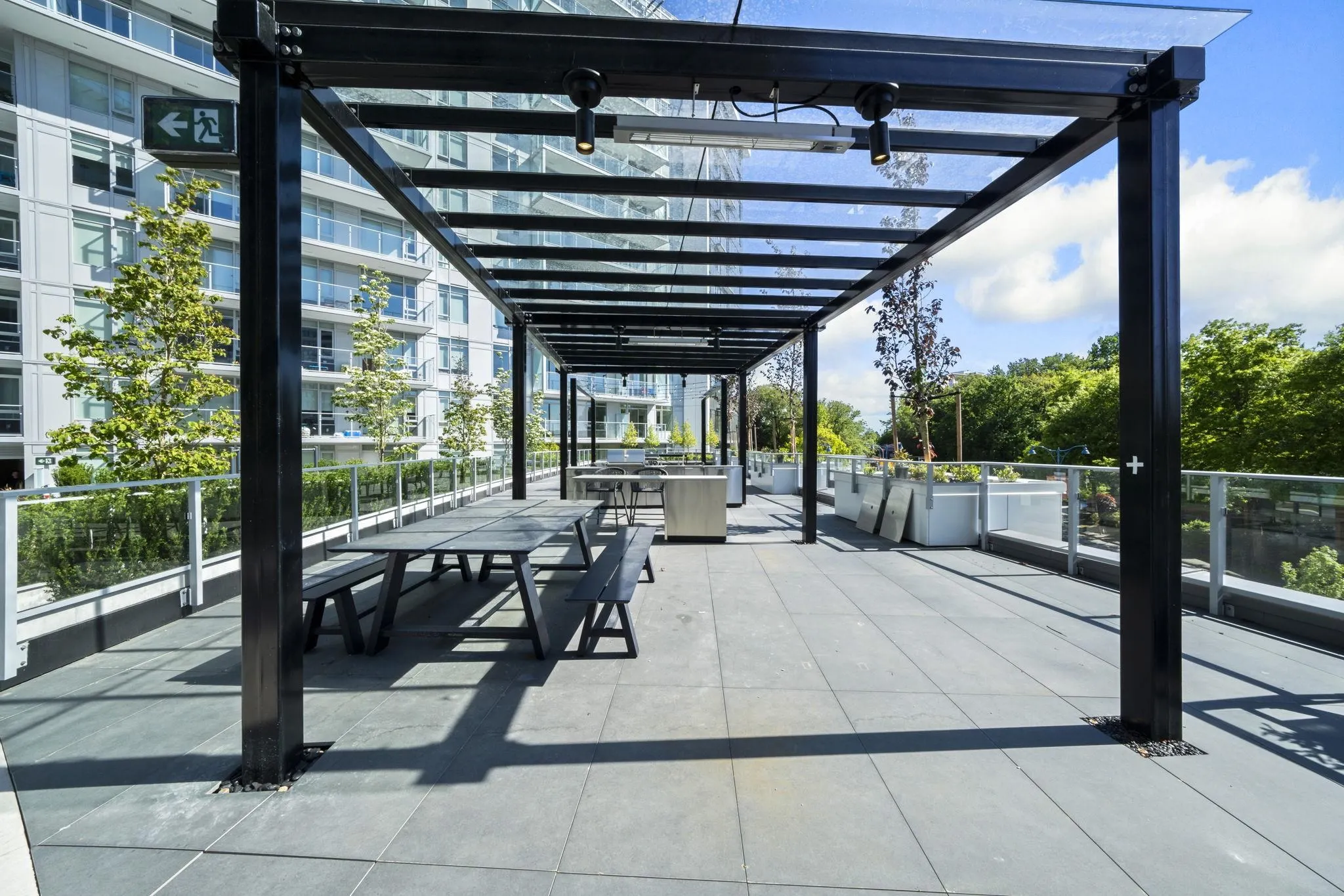 569 6600 Minoru Boulevard