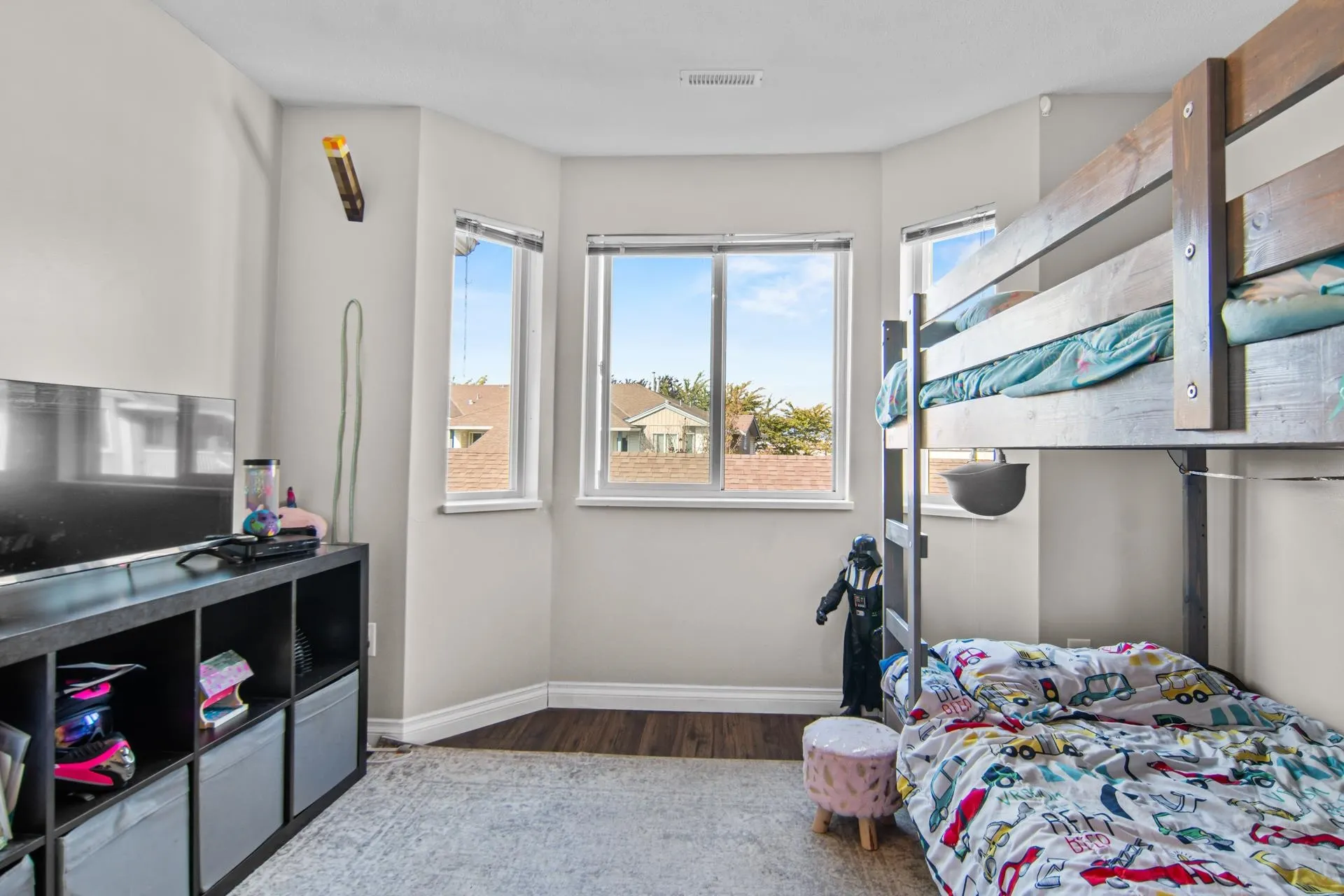 20 45435 Knight Road