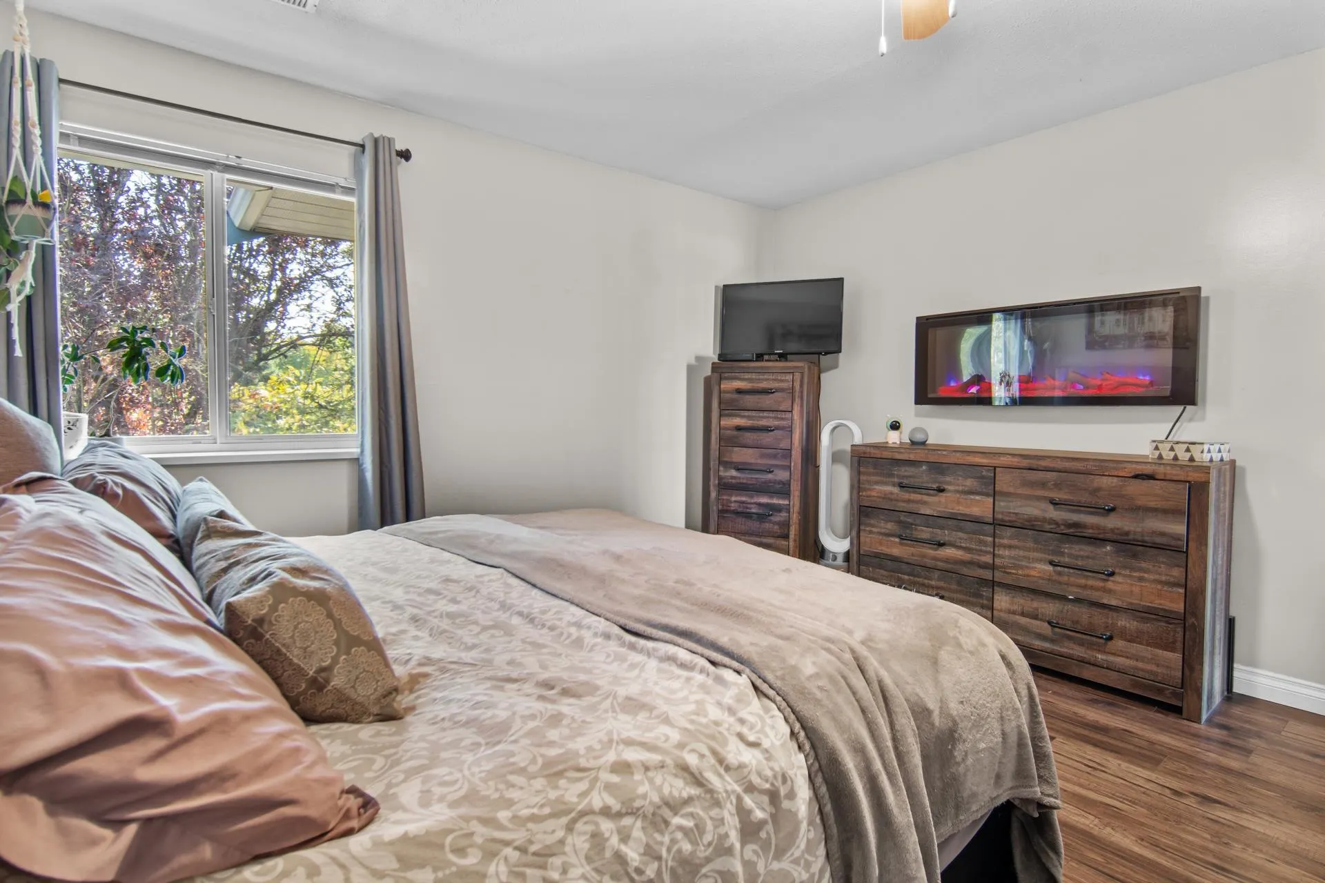 20 45435 Knight Road