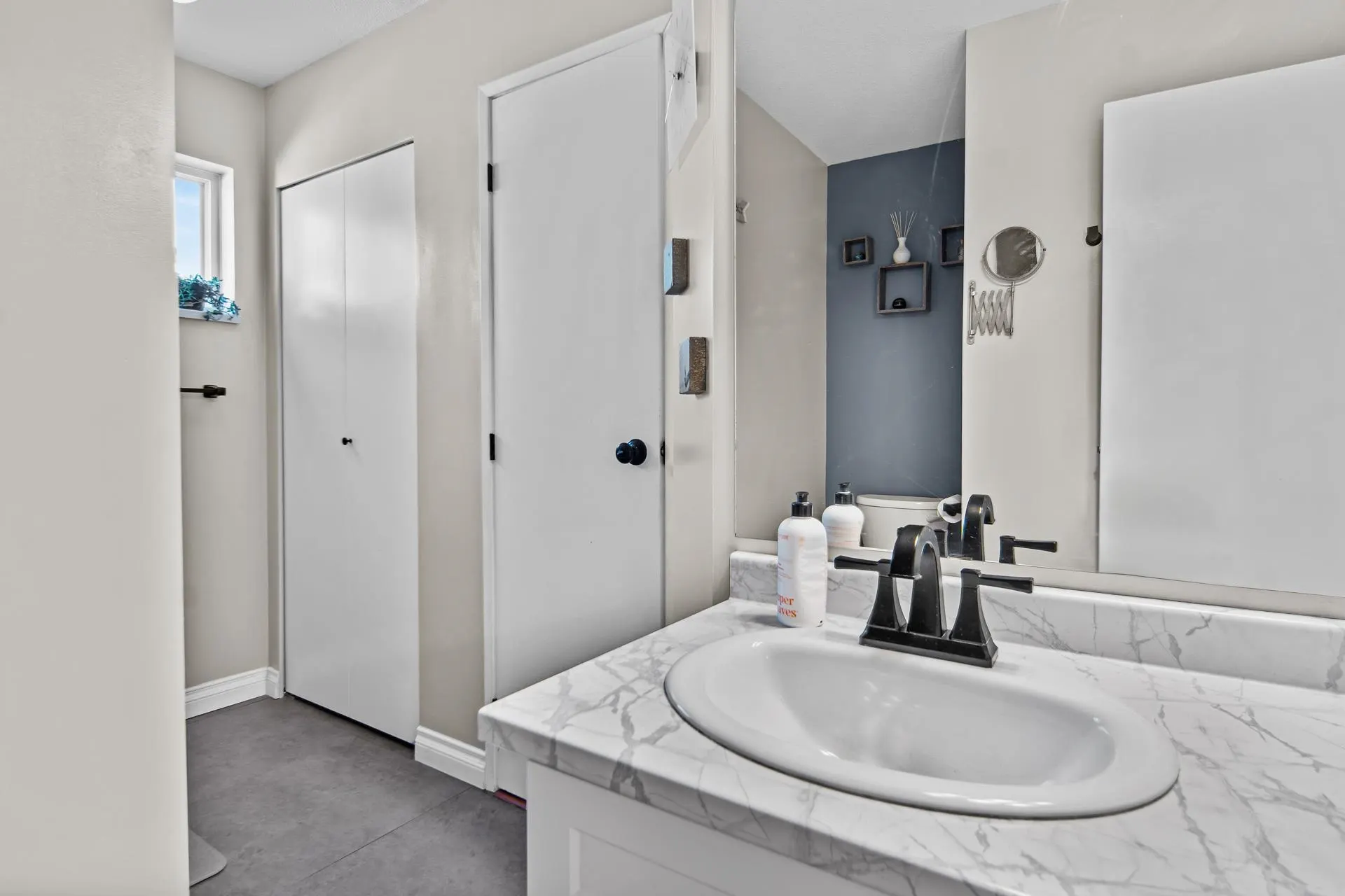 20 45435 Knight Road