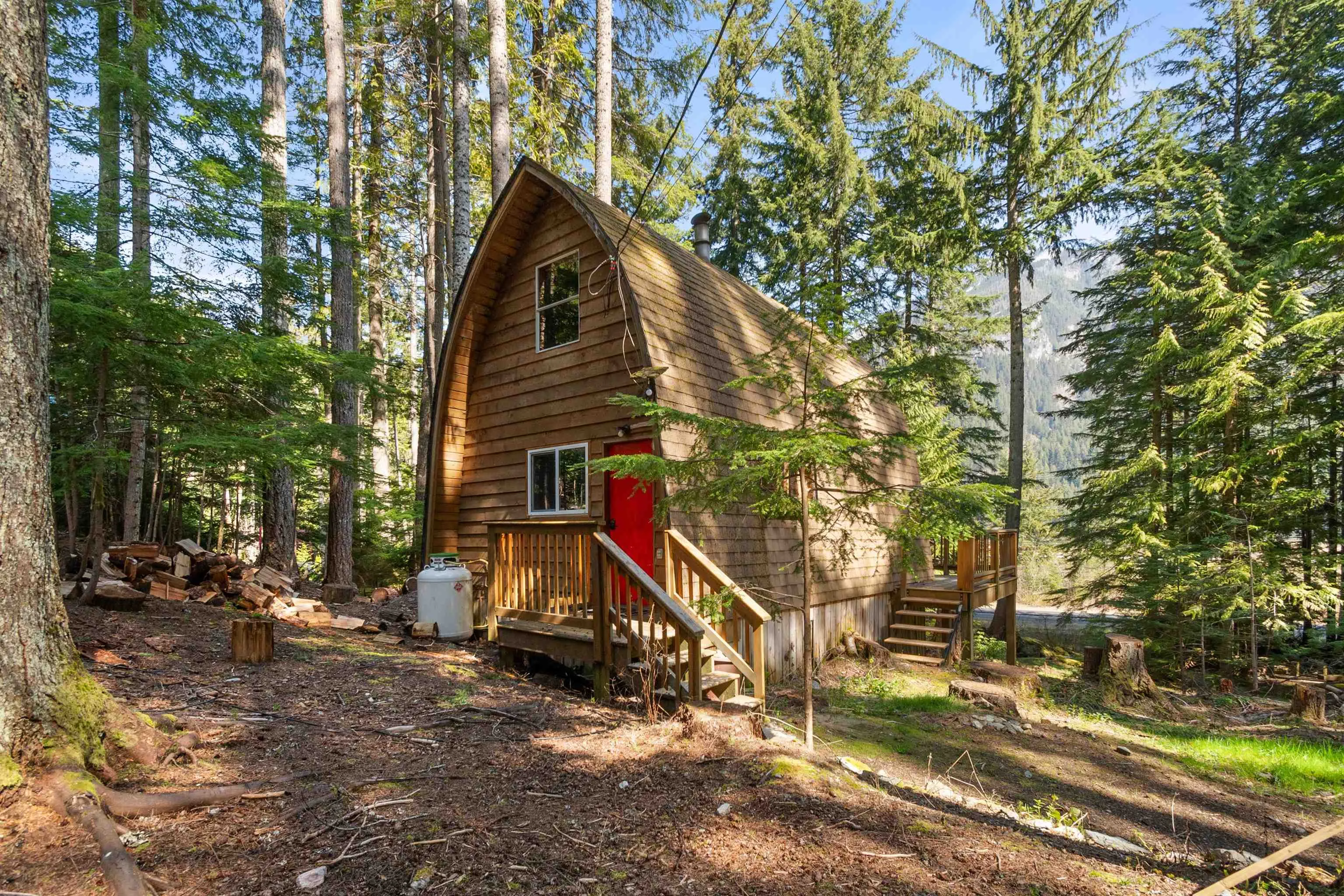 71649 Pitch Place