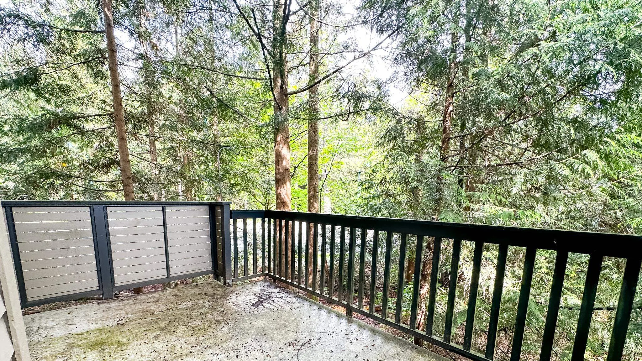 100 Klahanie Drive