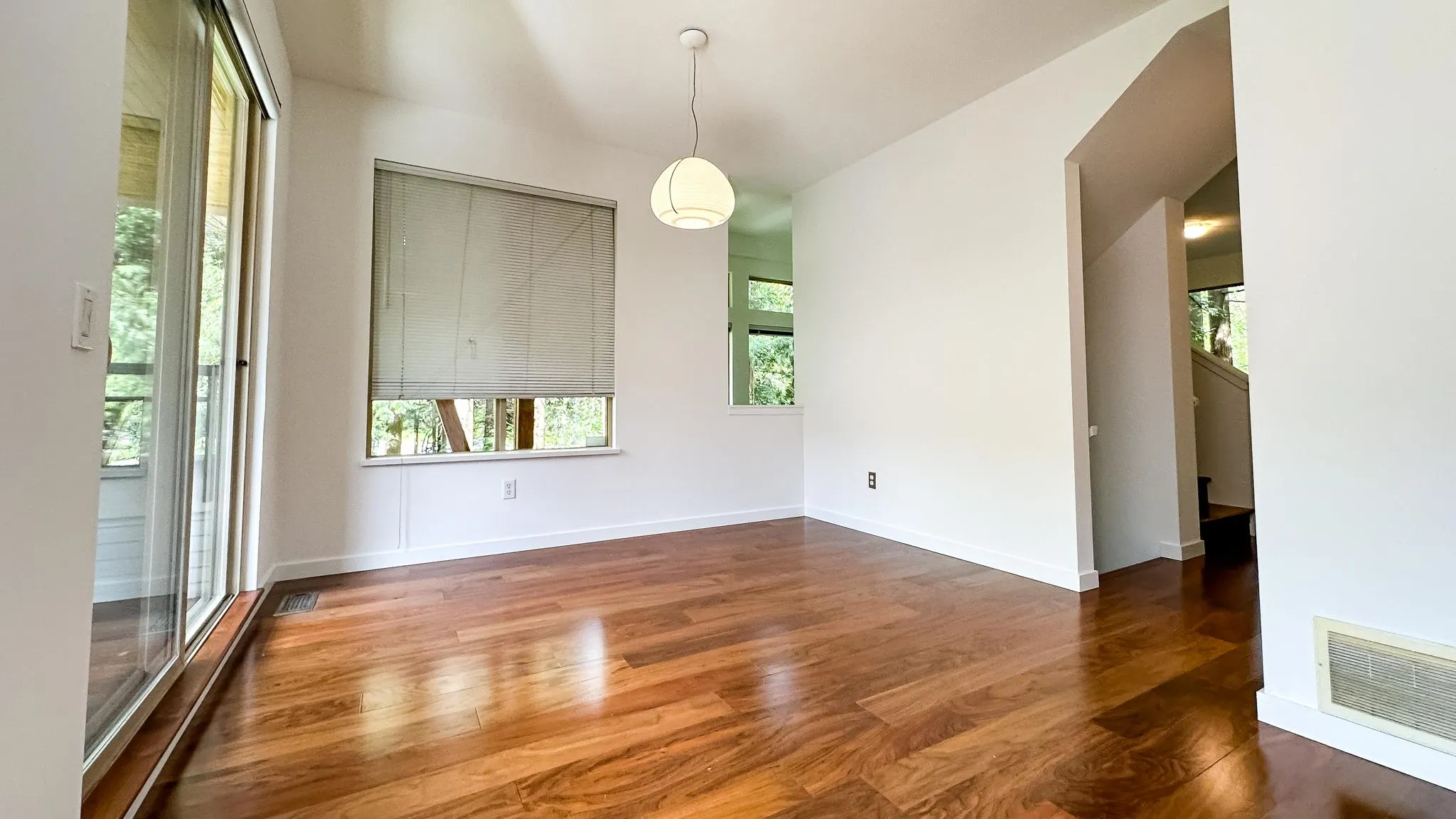 100 Klahanie Drive